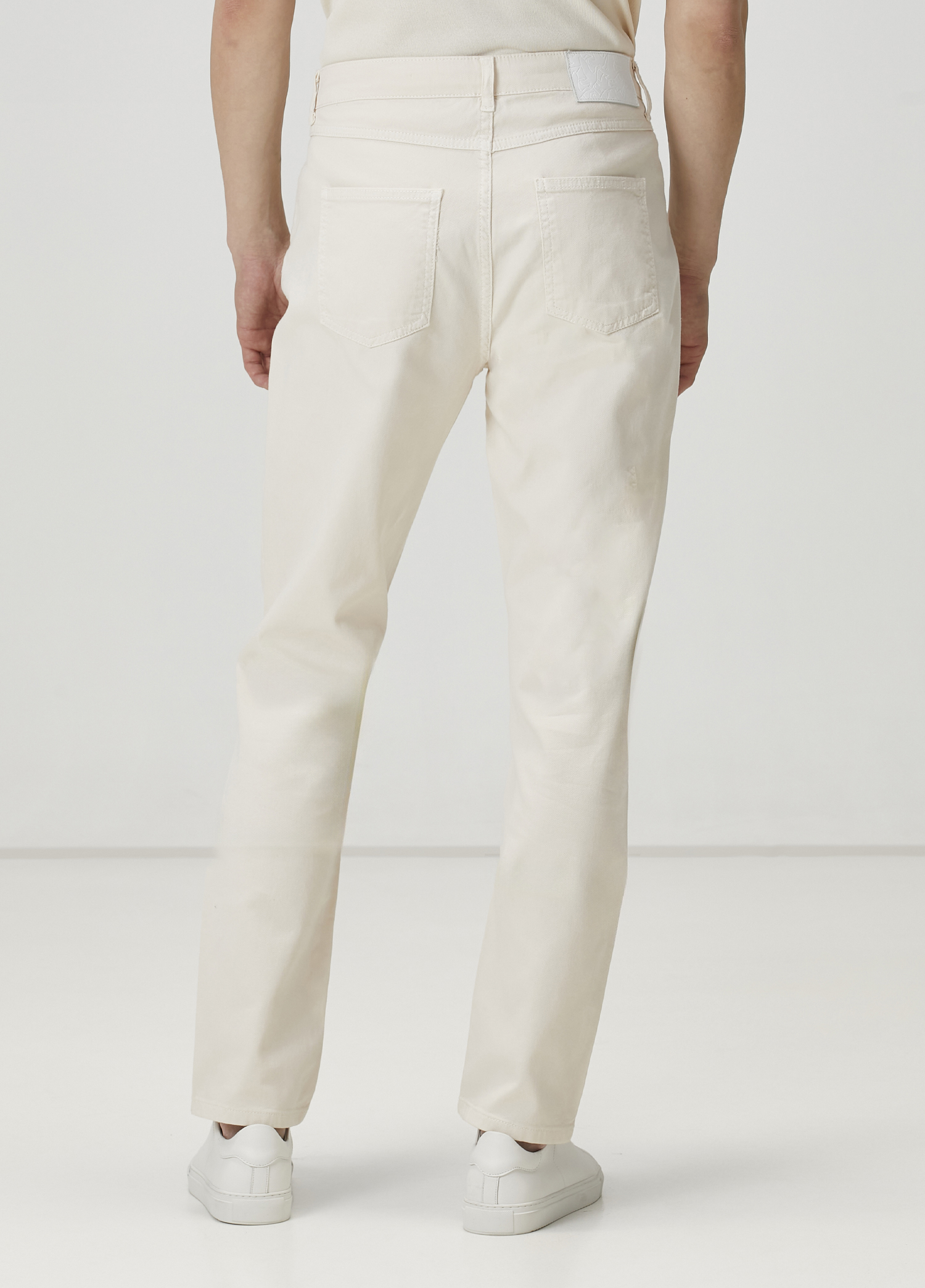 Slim Fit Kırık Beyaz Spor Pantolon_2