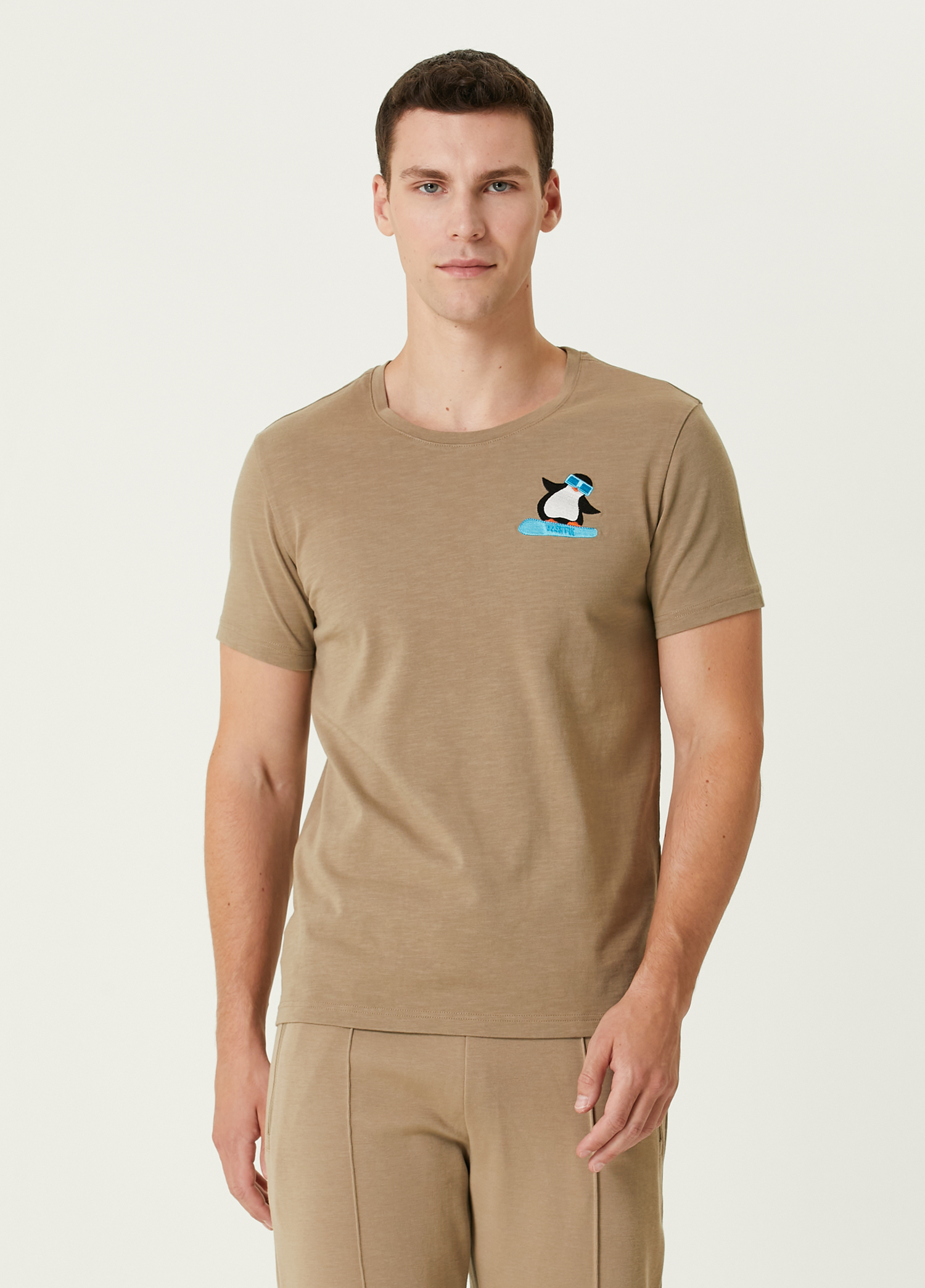 True Penguin Bej T-shirt