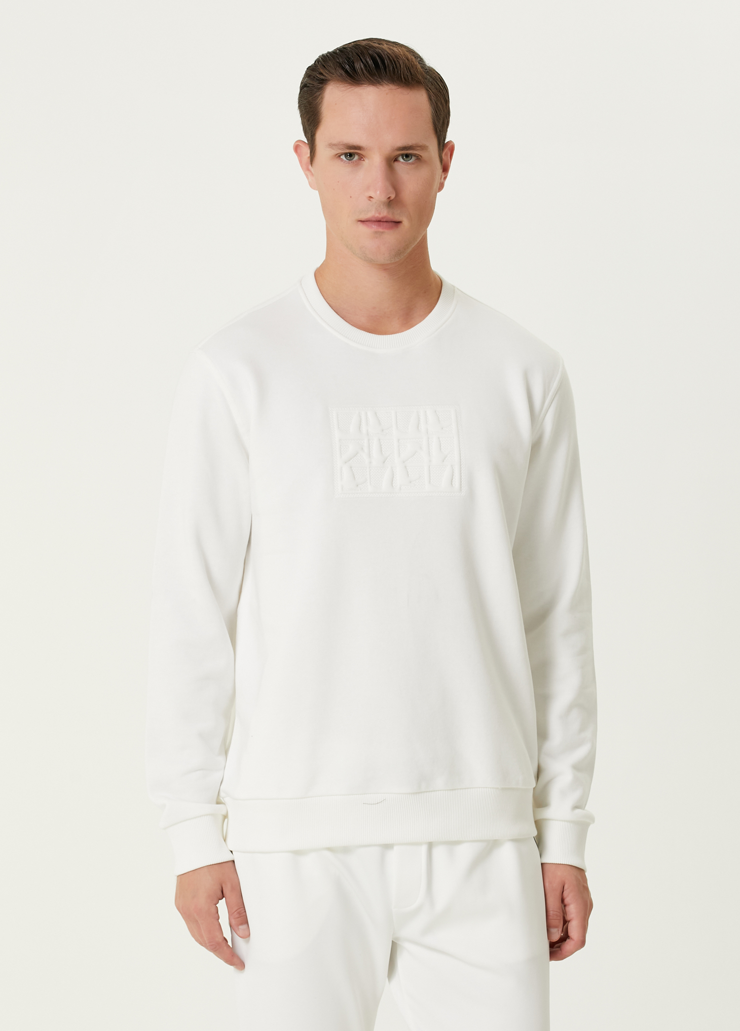 Beyaz Sweatshirt_0