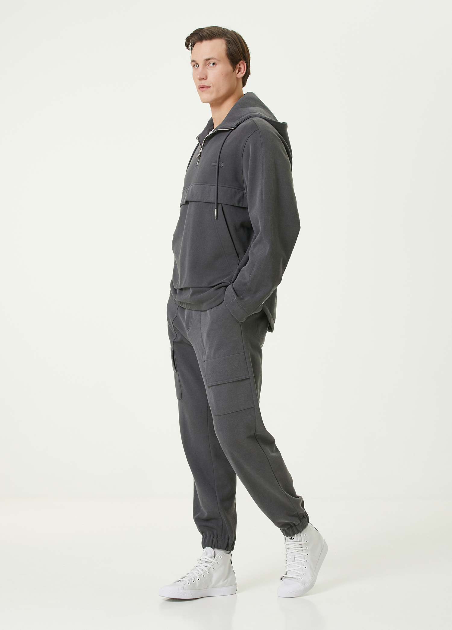 Beymen Gri Kargo Jogger Eşofman Altı. 1 Beymen Gri Kargo Jogger Eşofman Altı. 1