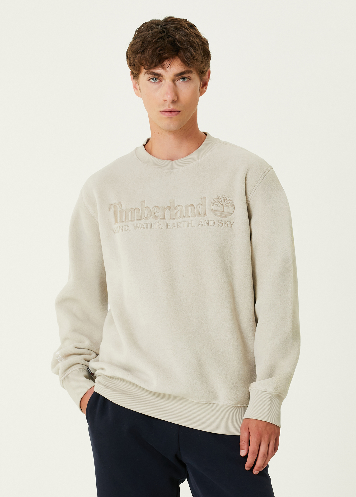 Linear Kırık Beyaz Logo Nakışlı Sweatshirt