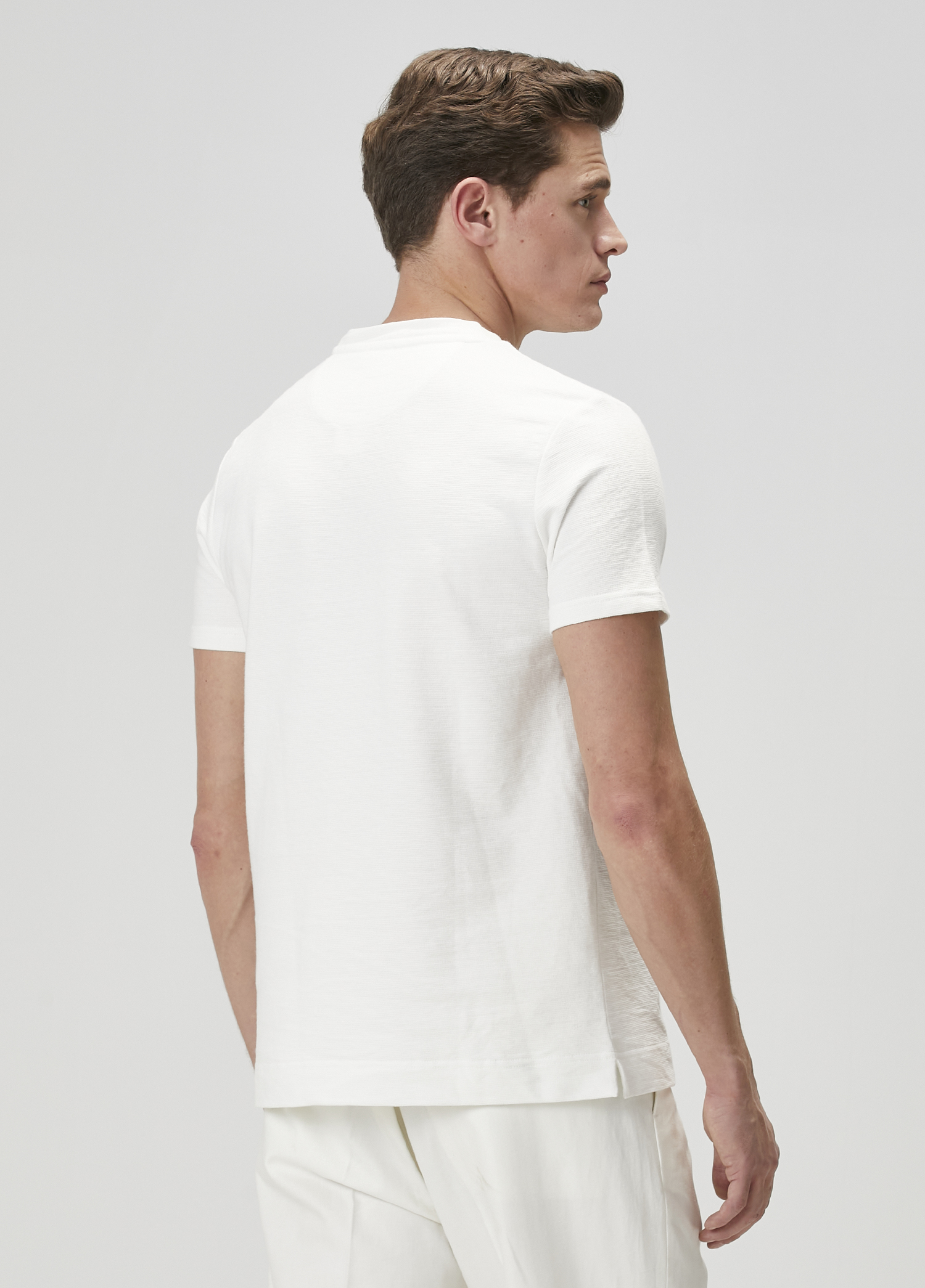 Relax Fit Kırık Beyaz T-shirt_3