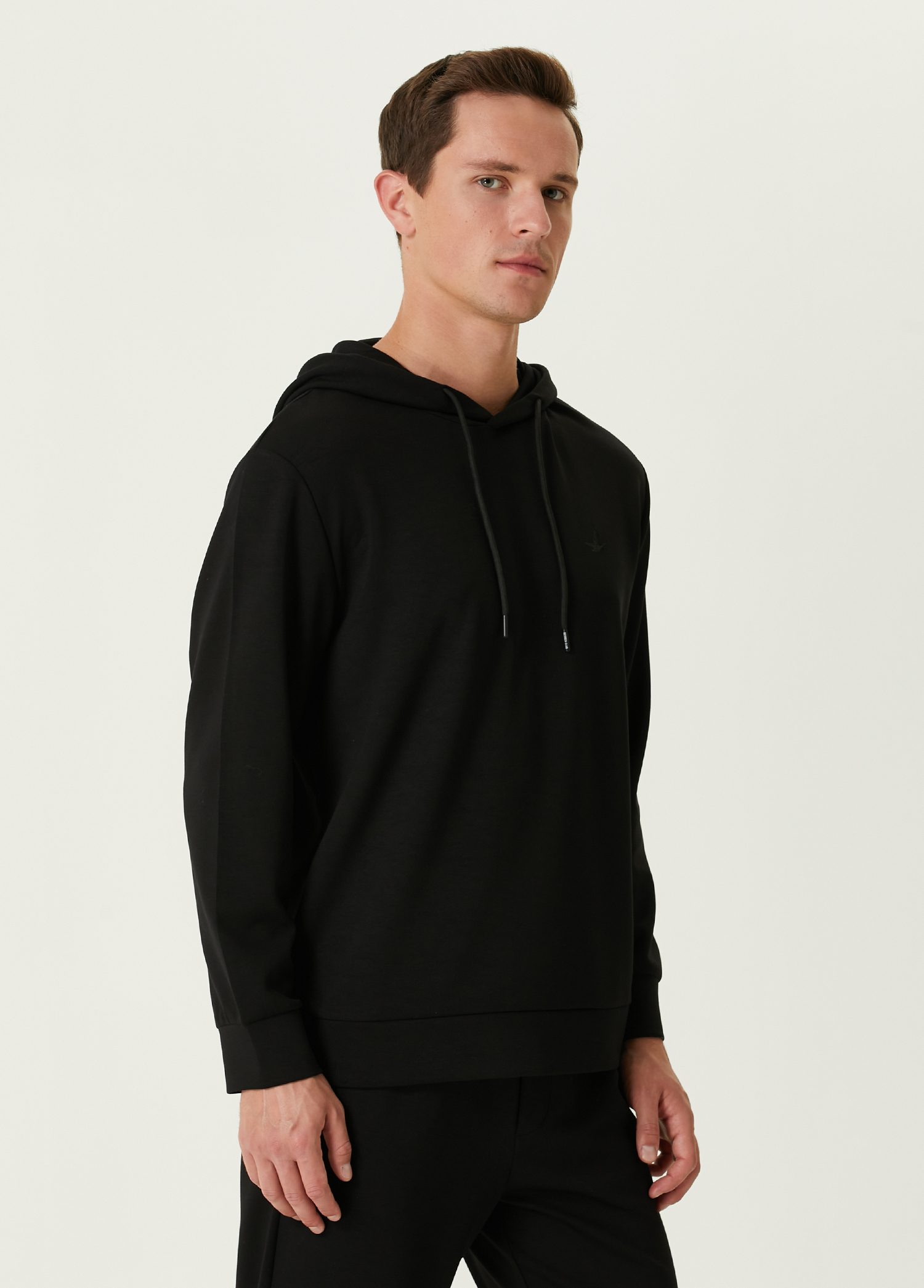 Siyah Kapüşonlu Sweatshirt_3