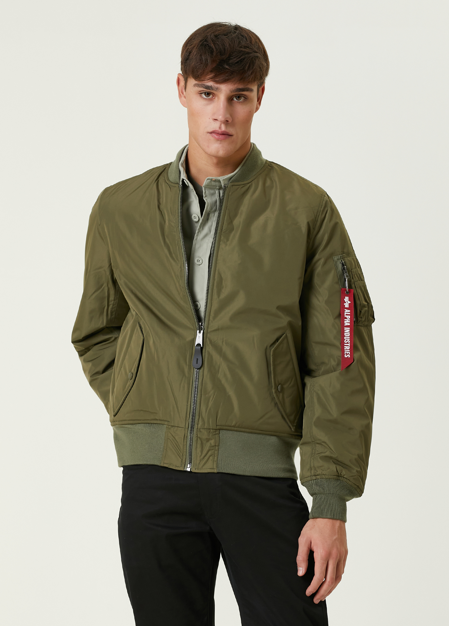 Haki Bomber Mont