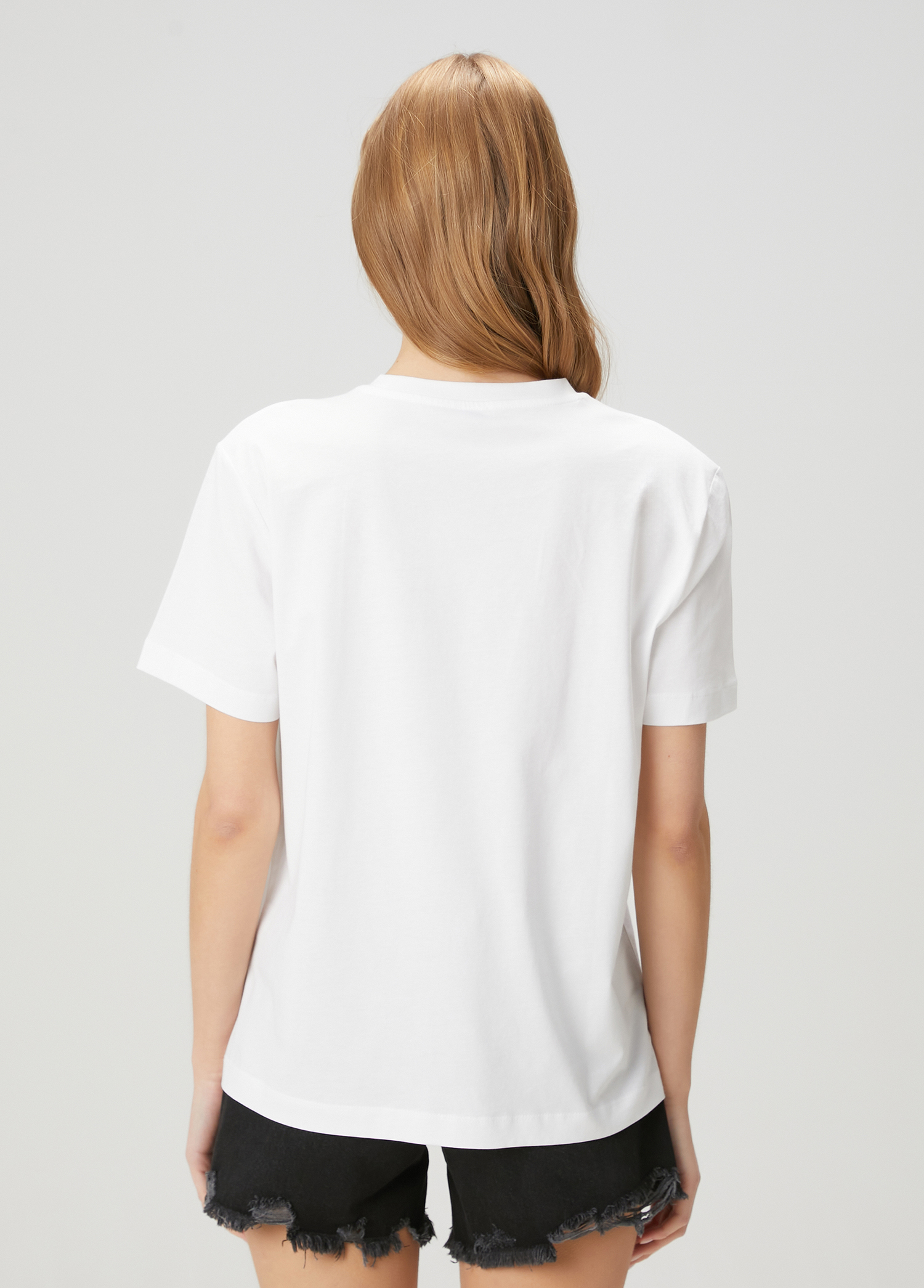 Beyaz Baskılı T-shirt_4