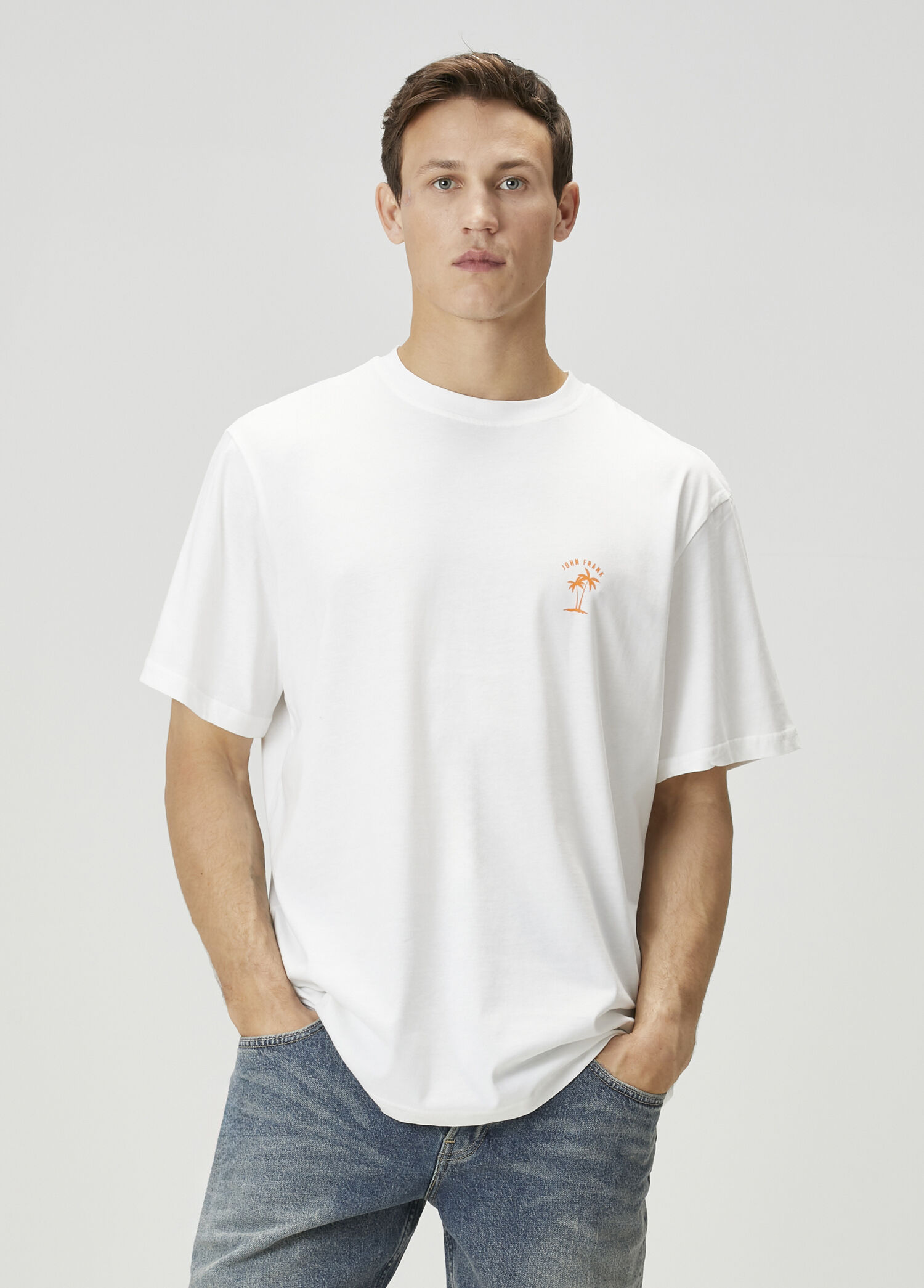 Beyaz Figür Baskılı Oversized T-shirt