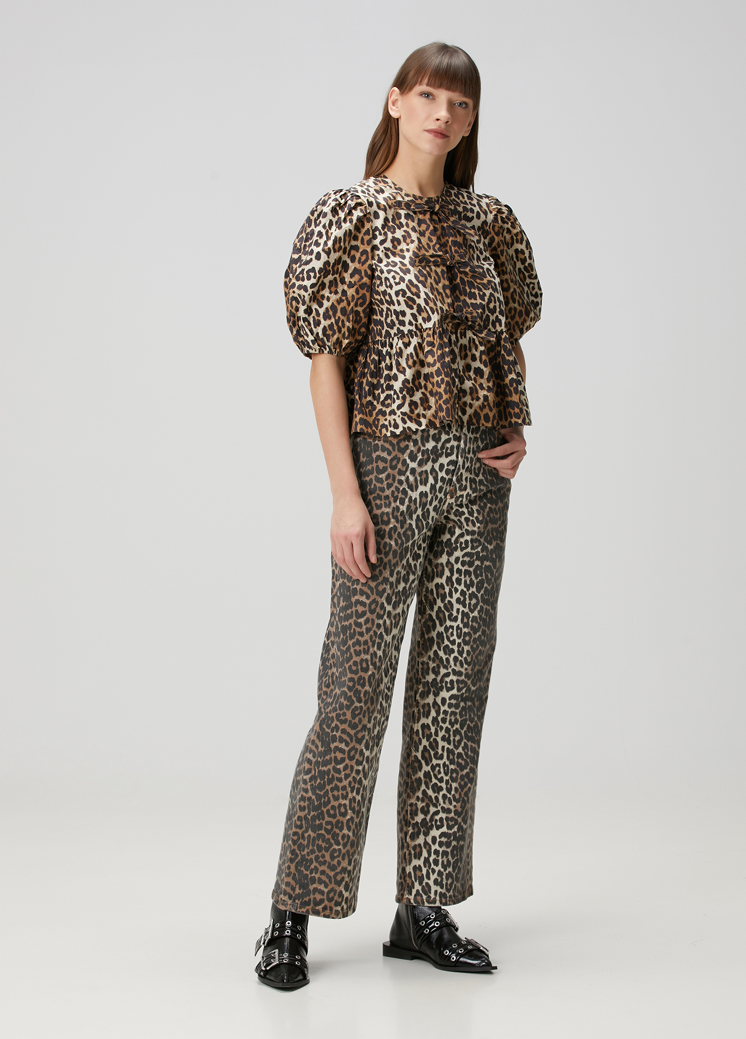 Izey Relaxed Fit Leopar Desenli Jean Pantolon