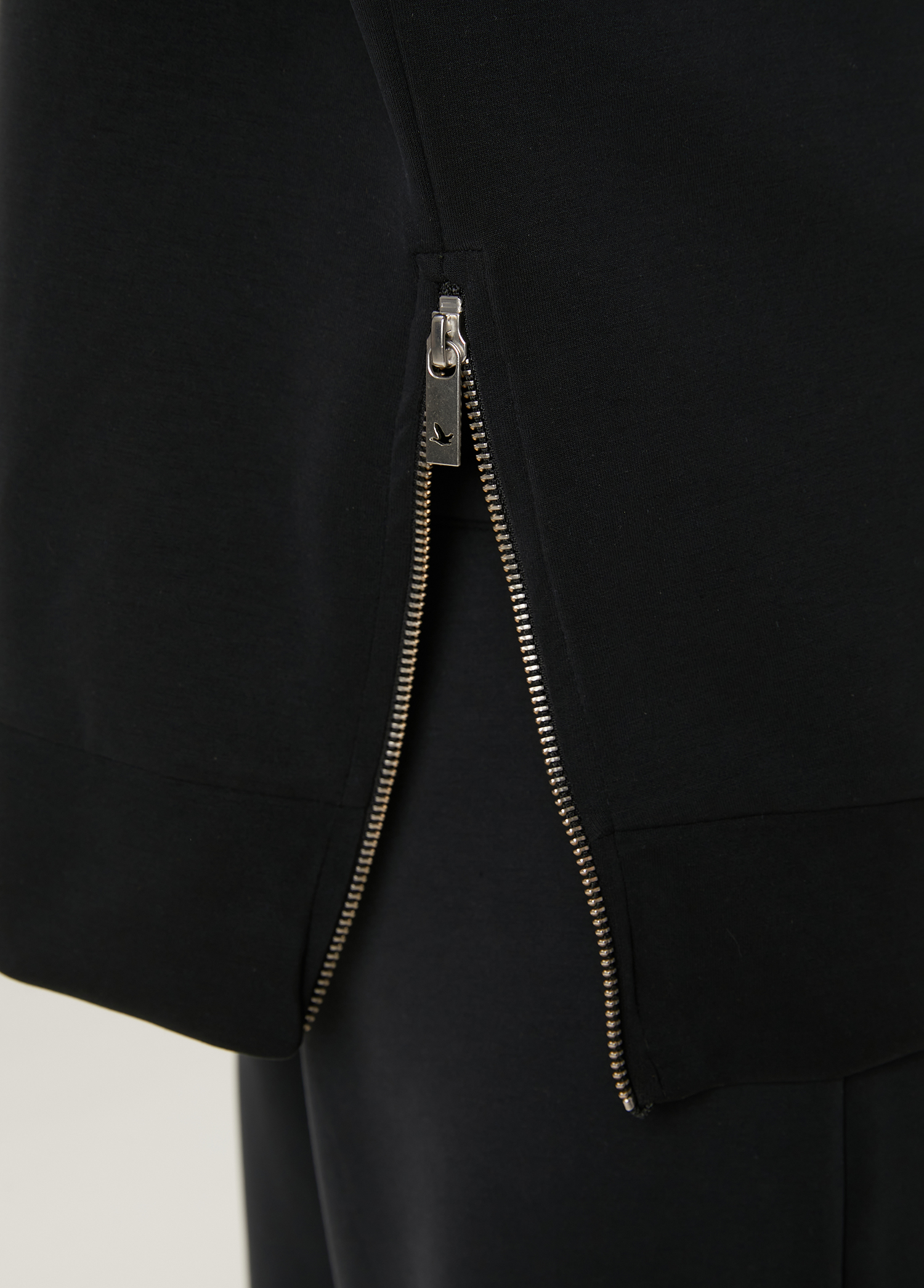 Siyah Fermuar Detaylı Sweatshirt_4