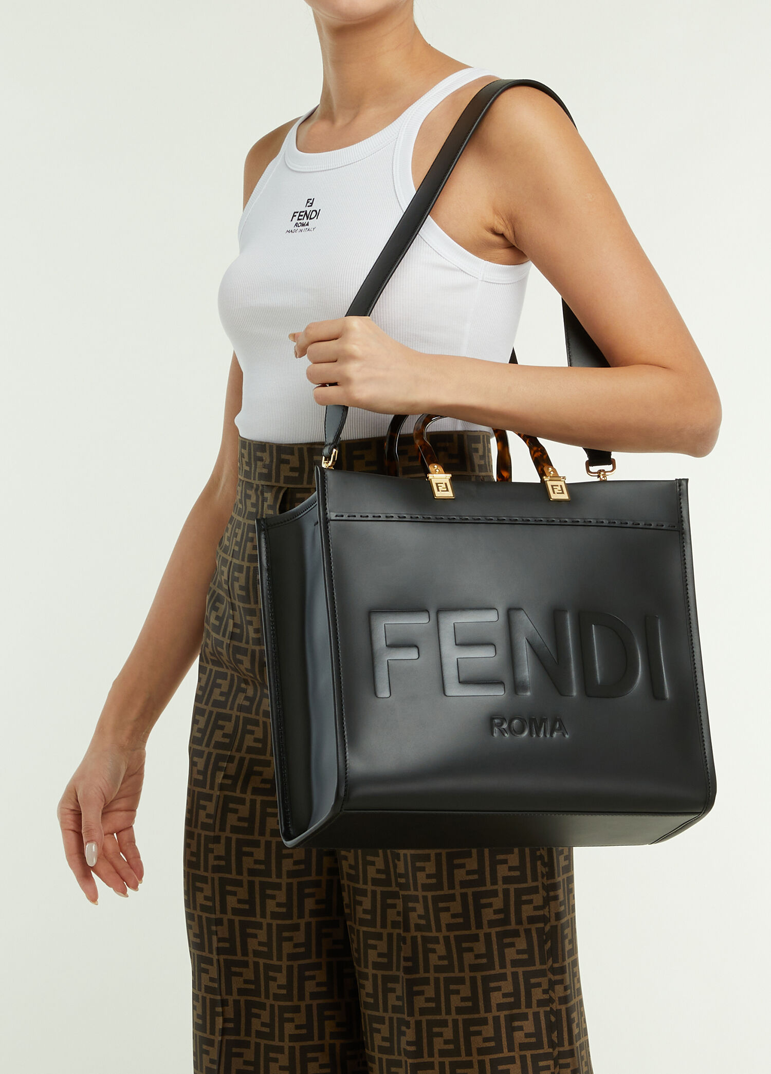 Fendi Siyah Kadın Sunshine Medium Siyah Logolu Kadın Deri Çanta
