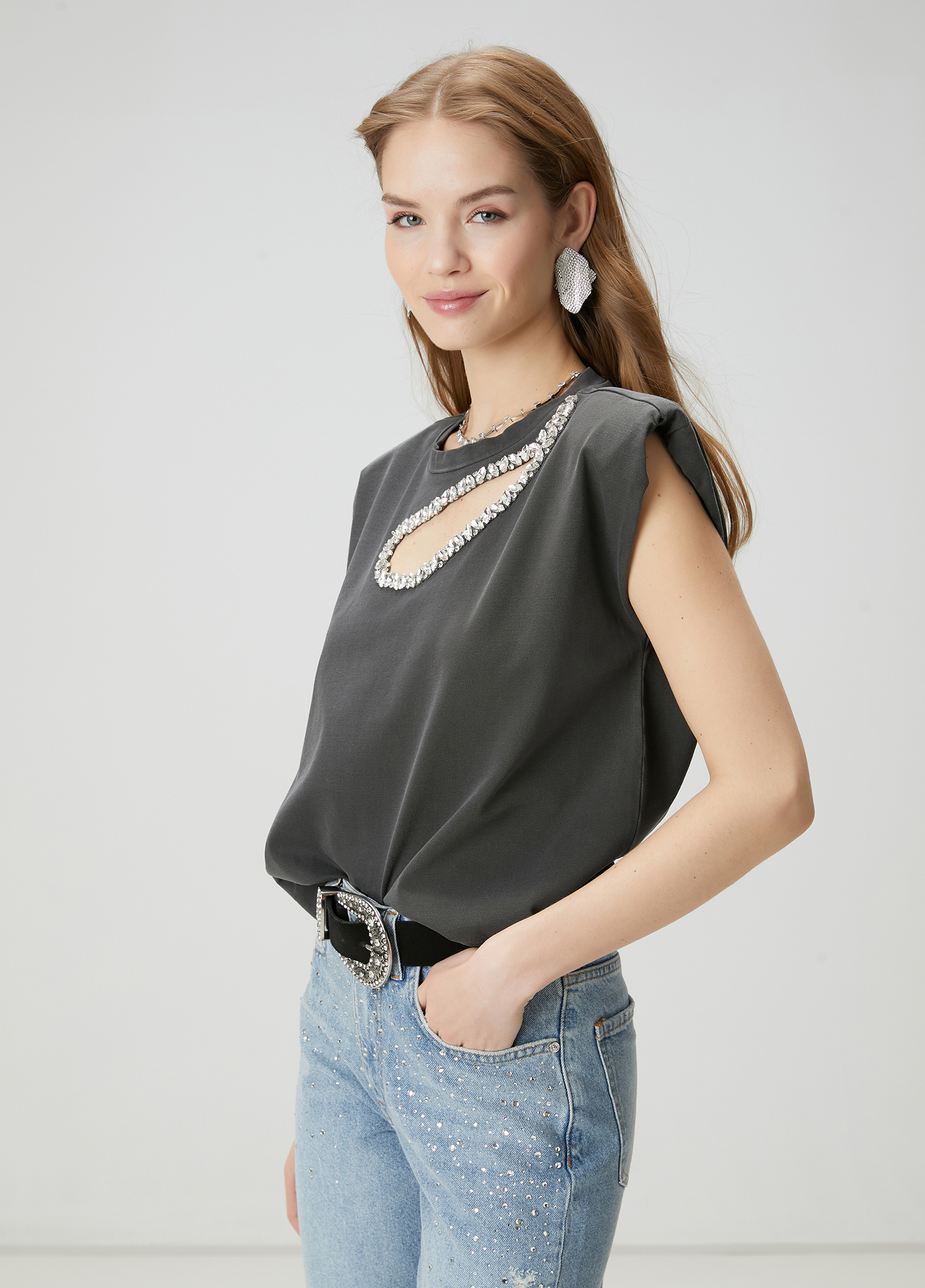 Antarsit Yakası Taşlı T-shirt_2