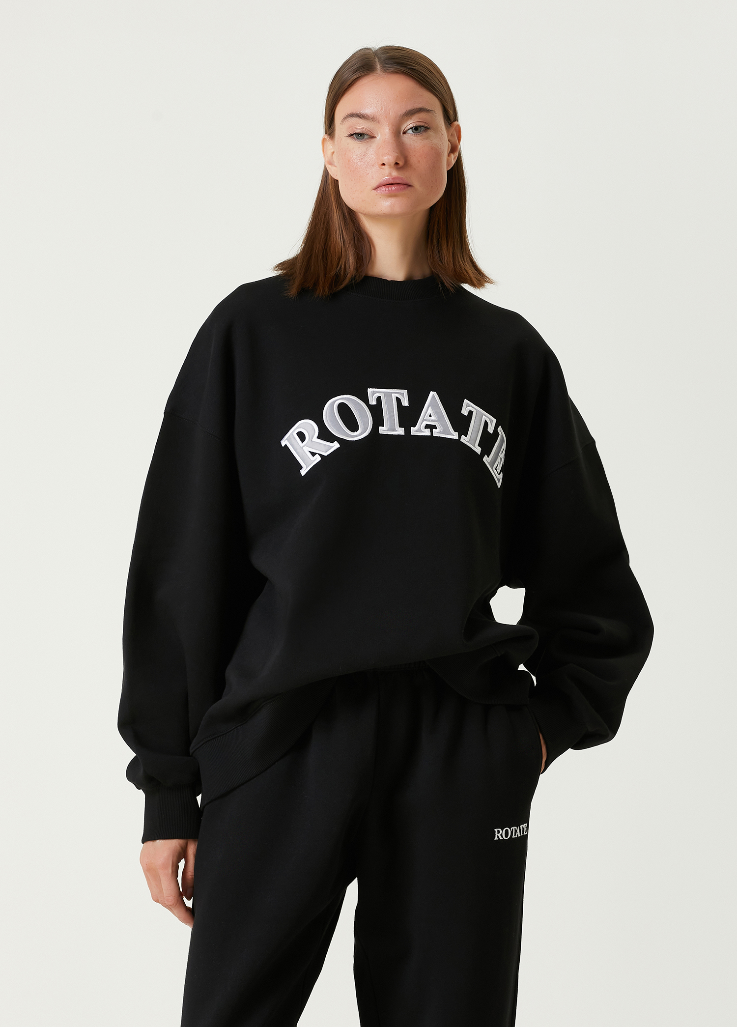 Siyah Logolu Sweatshirt