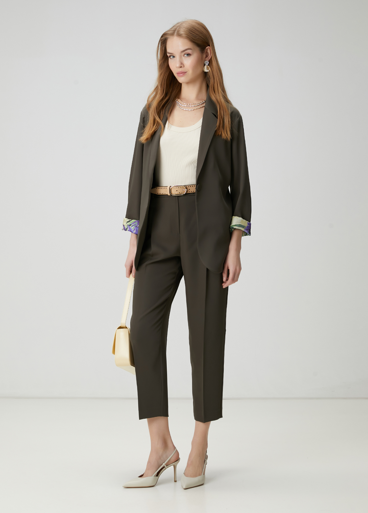 Haki Kol Ucu Palmiye Desenli Blazer_2