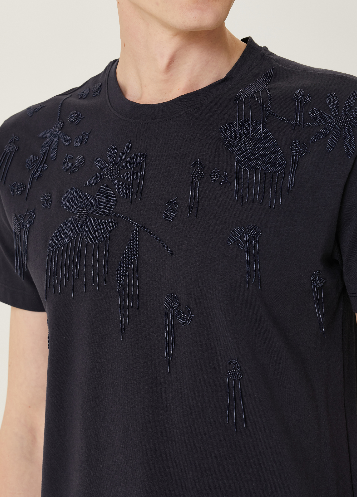 VALENTINO 蝶刺繍　Tシャツ VALENTINO 蝶刺繍Tシャツ