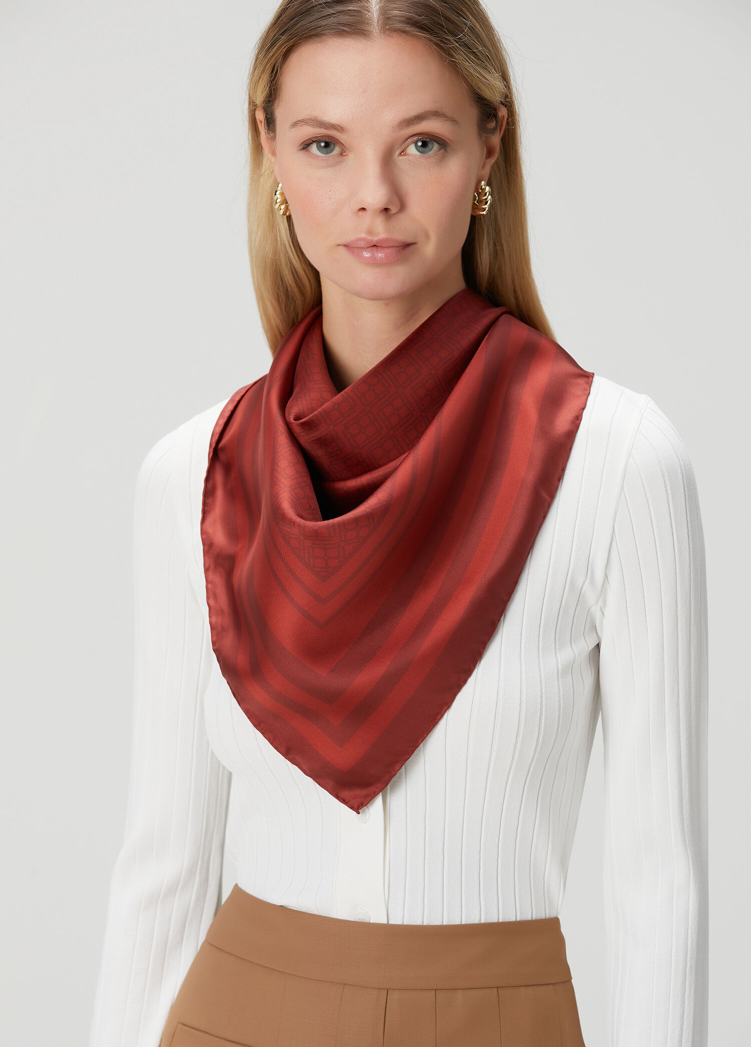 Bordo Monogram Desenli İpek Eşarp