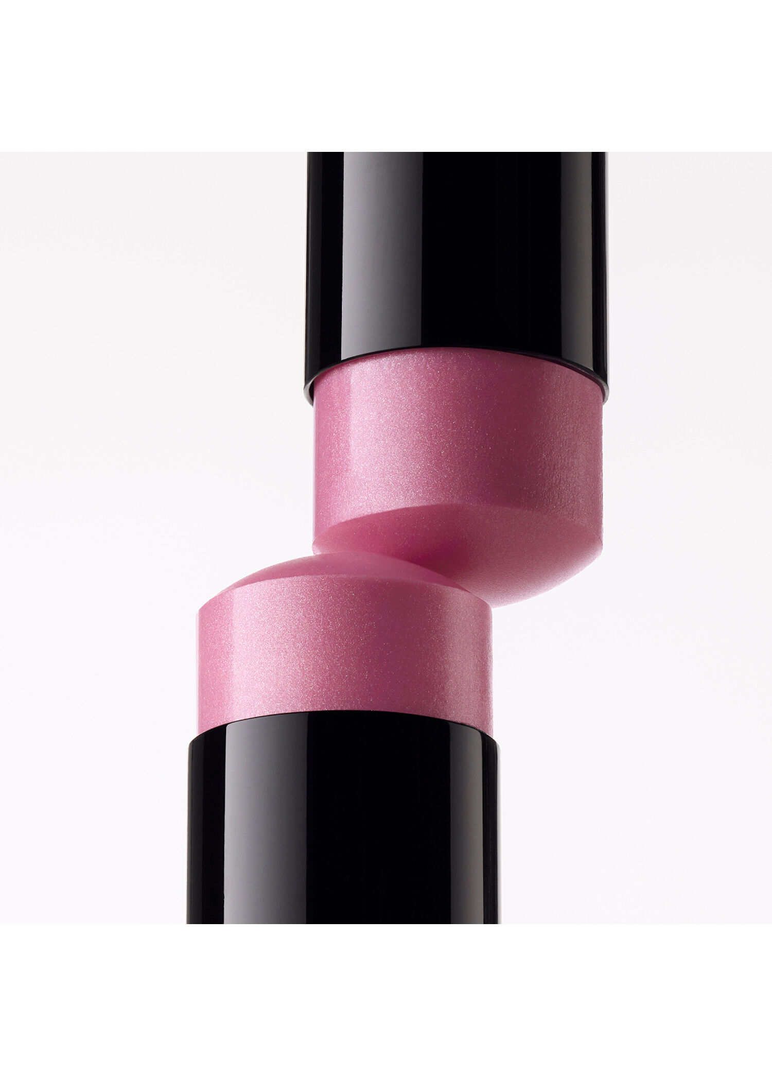 CHANEL - Baume Essentiel Rouge Noir Stick Aydınlatıcı Cute - CUTE