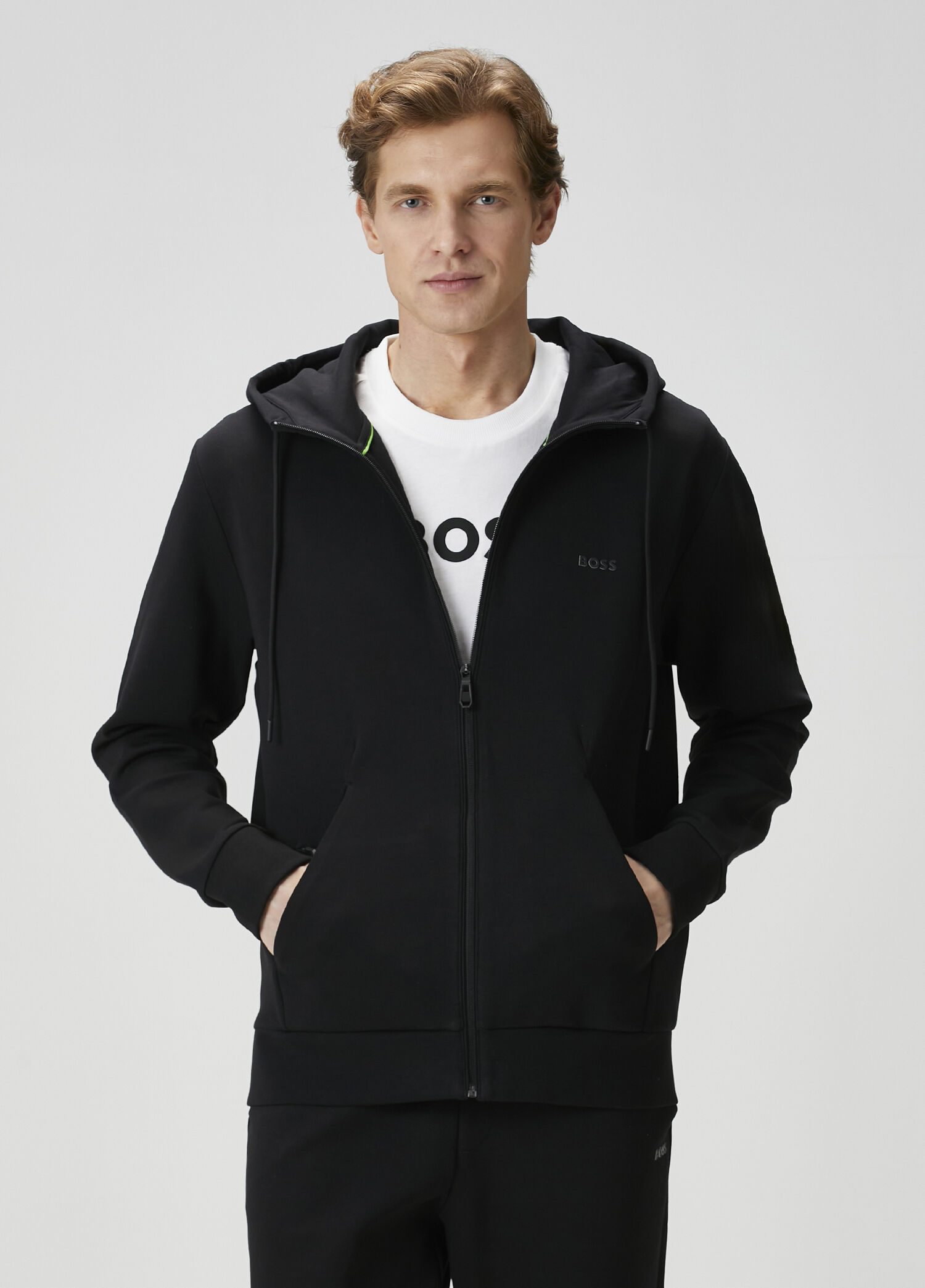 Siyah Kapüşonlu Sweatshirt
