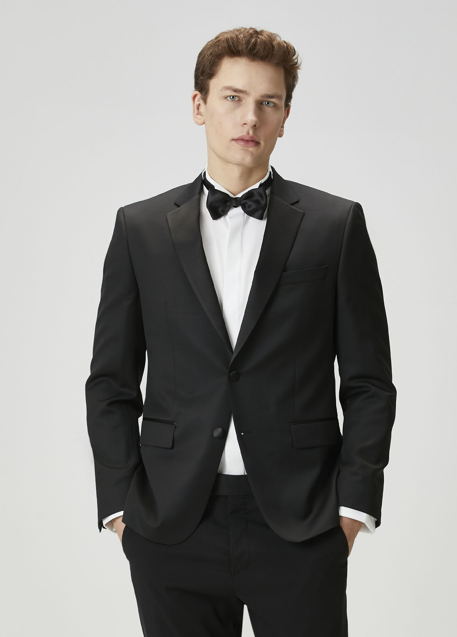 Slim Fit Siyah Yün Ceket