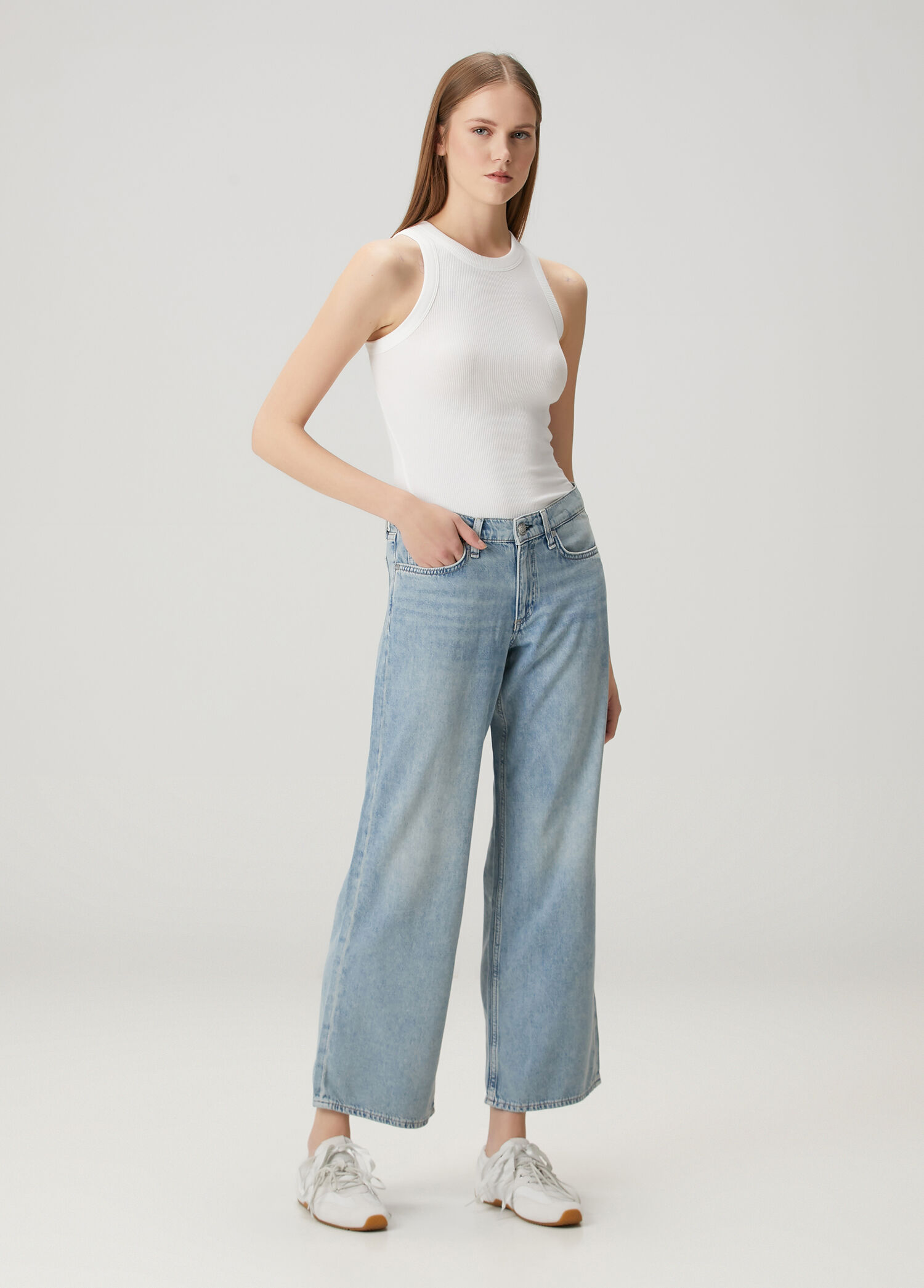 Saige Straight Leg Mavi Jean Pantolon