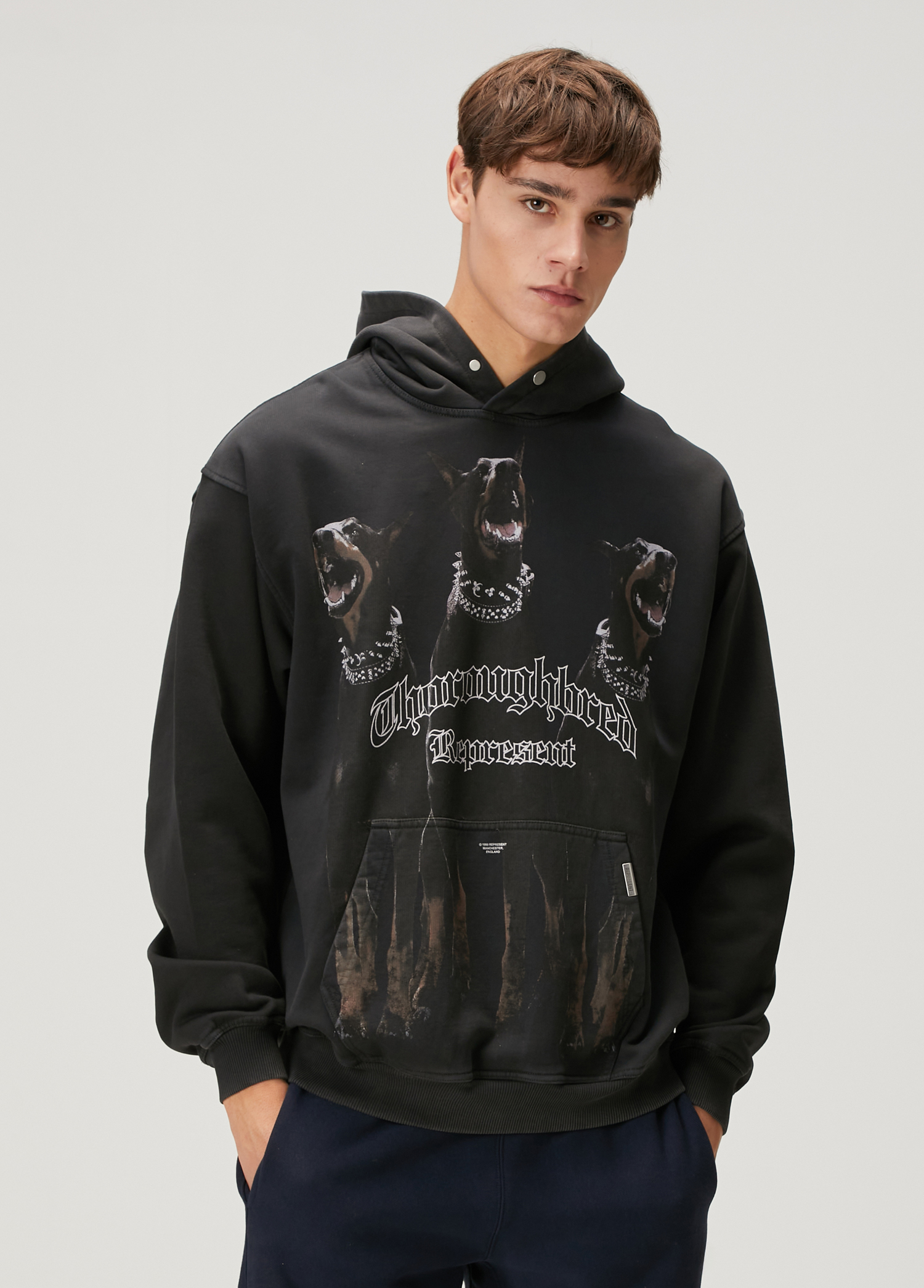 Siyah Kapüşonlu Sweatshirt