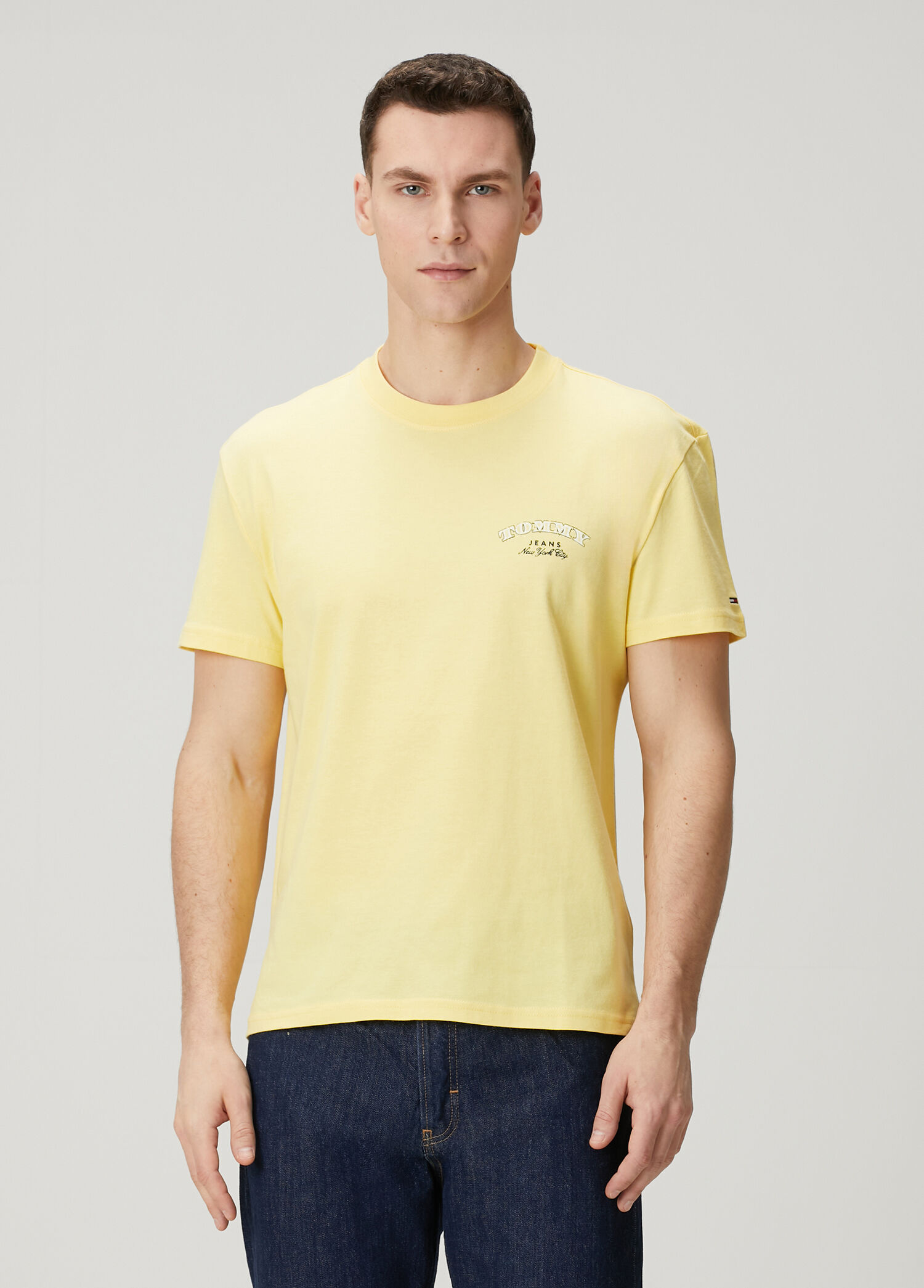 Sarı T-shirt