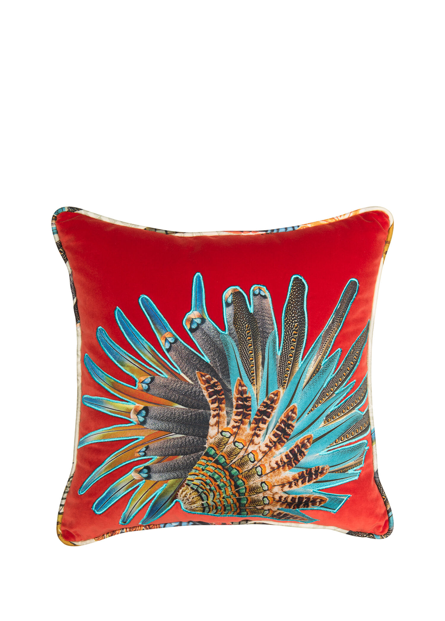 Aplik ve Fitil Detaylı Kırmızı Kadife Kırlent 45 x 45 cm