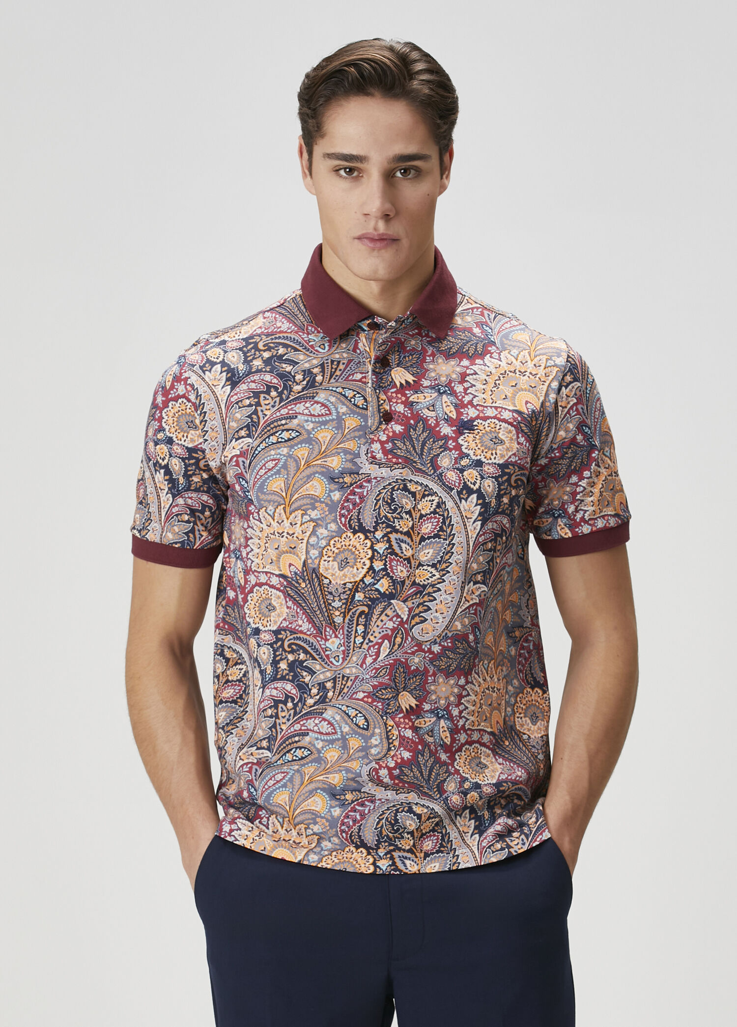 Çok Renkli Etnik Desenli Polo Yaka T-shirt