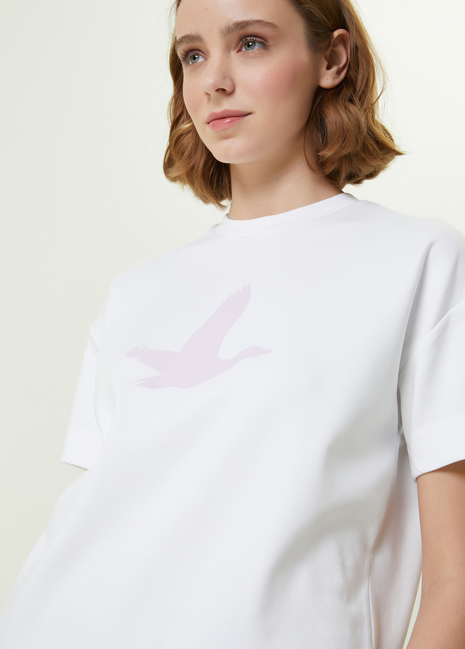Beyaz Kuş Baskılı Gömlek Detaylı T-shirt_3