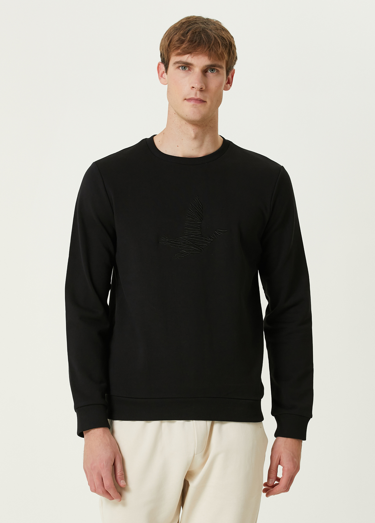 Siyah Logo Nakışlı Sweatshirt