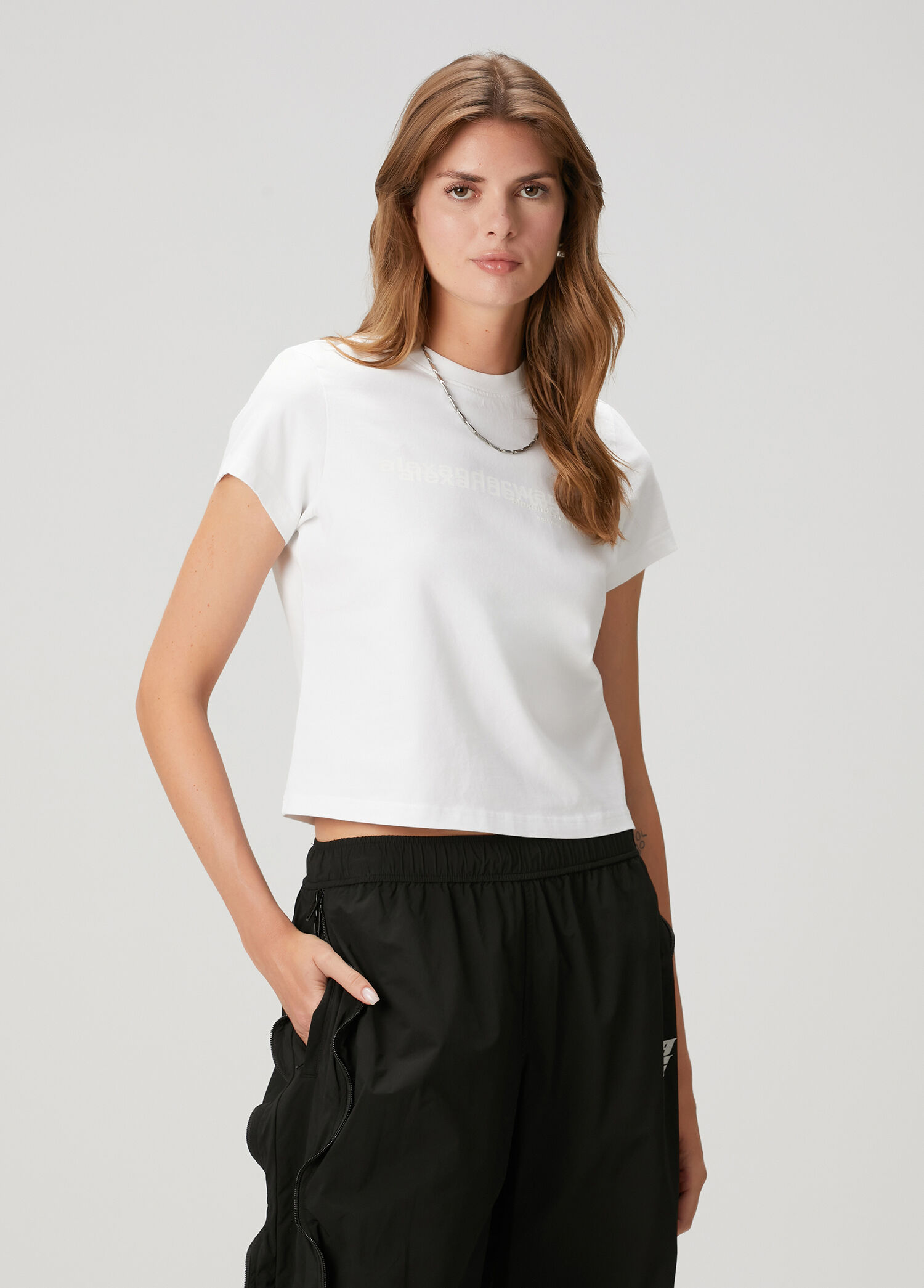 Beyaz Logo Baskılı T-shirt