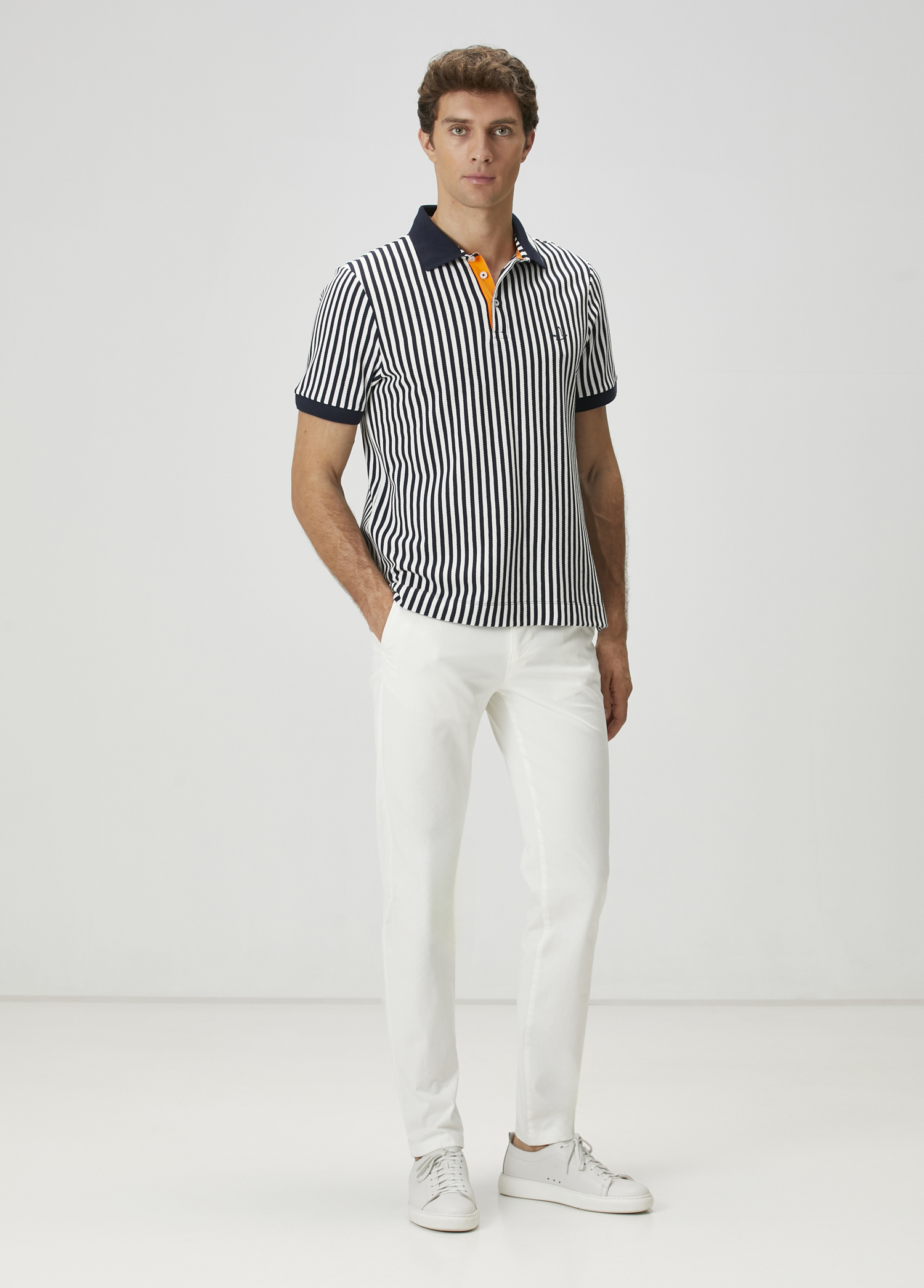 Lacivert Polo Yaka Çizgi Desenli T-shirt_2