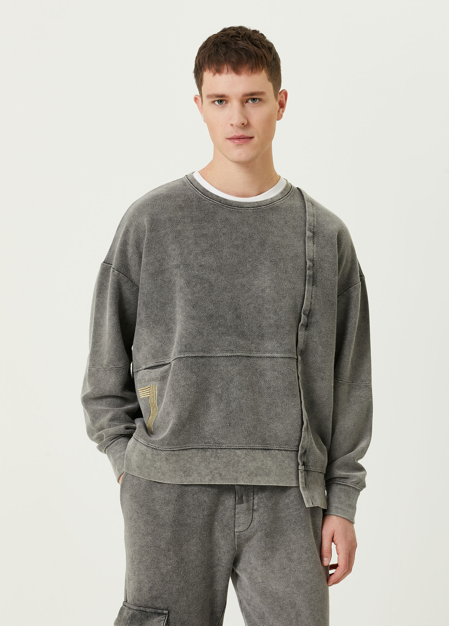 Gri Asitmetrik Kesim Erkek Sweatshirt