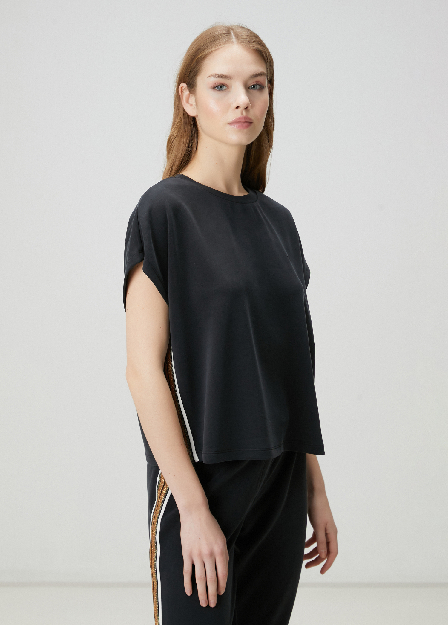 Siyah Bantlı Sweatshirt_3