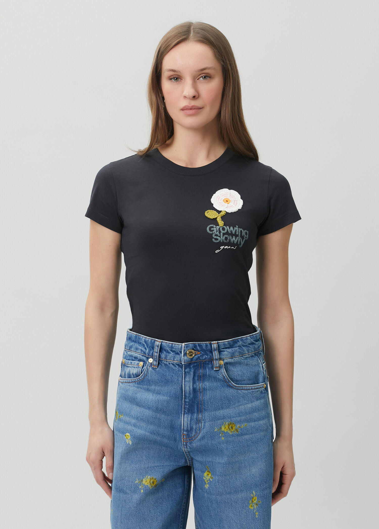 缶バッジ追加！BABYL 未開封Tシャツ Ganni Koyu Gri Kadın Baby Fit Basic Antrasit Çiçek Aplikeli T
