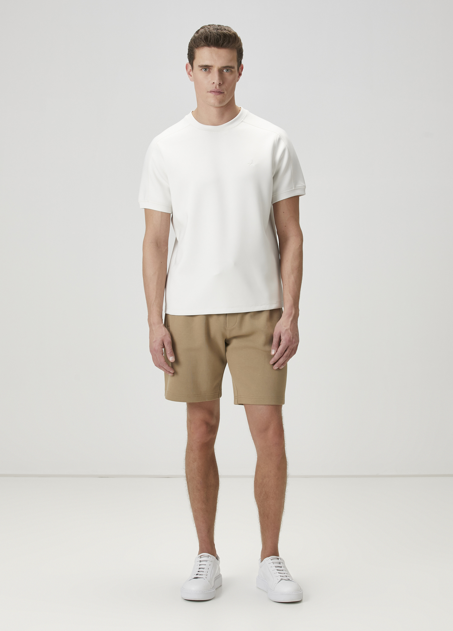 Ekru T-shirt_2