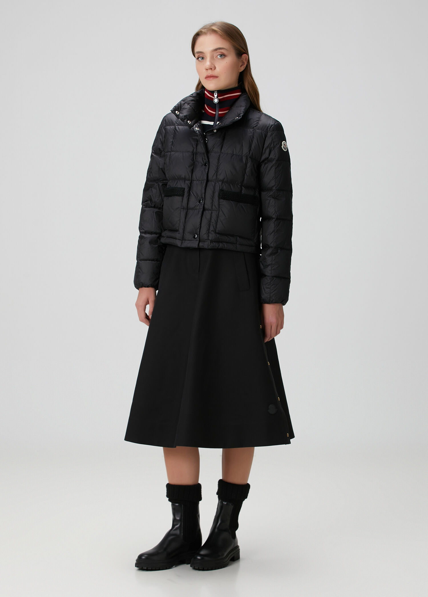 Moncler Siyah Kadın Jarcieu Siyah Crop Puffer Mont 1738882 | Beymen