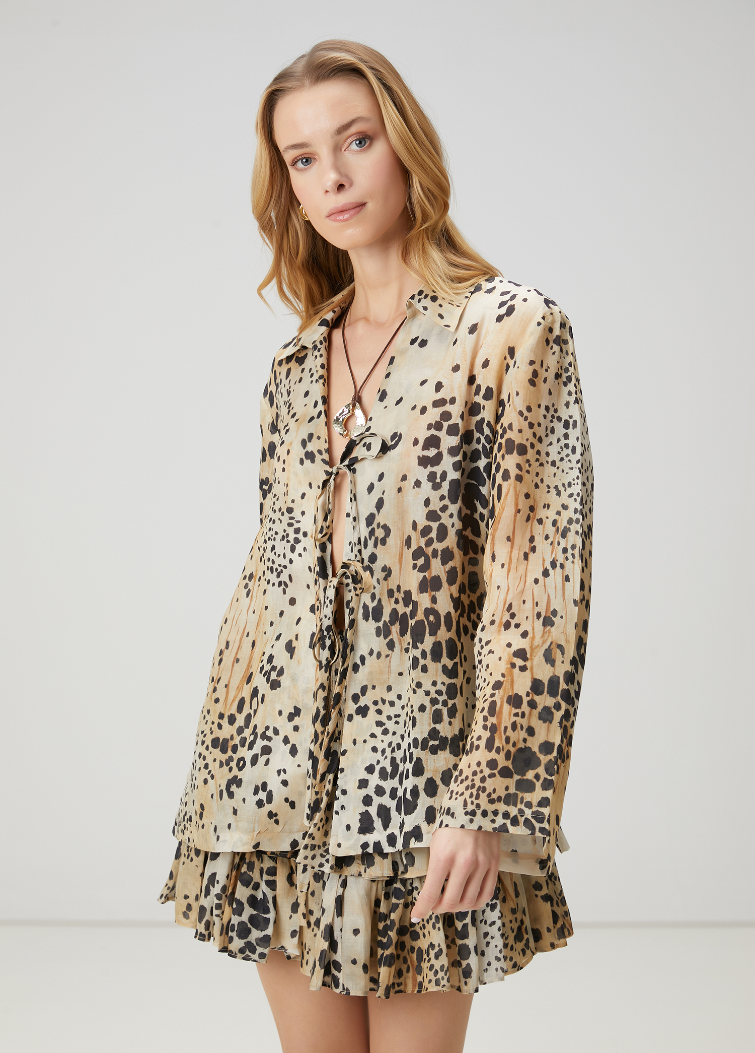 Kahverengi Leopar Desenli Bluz_3