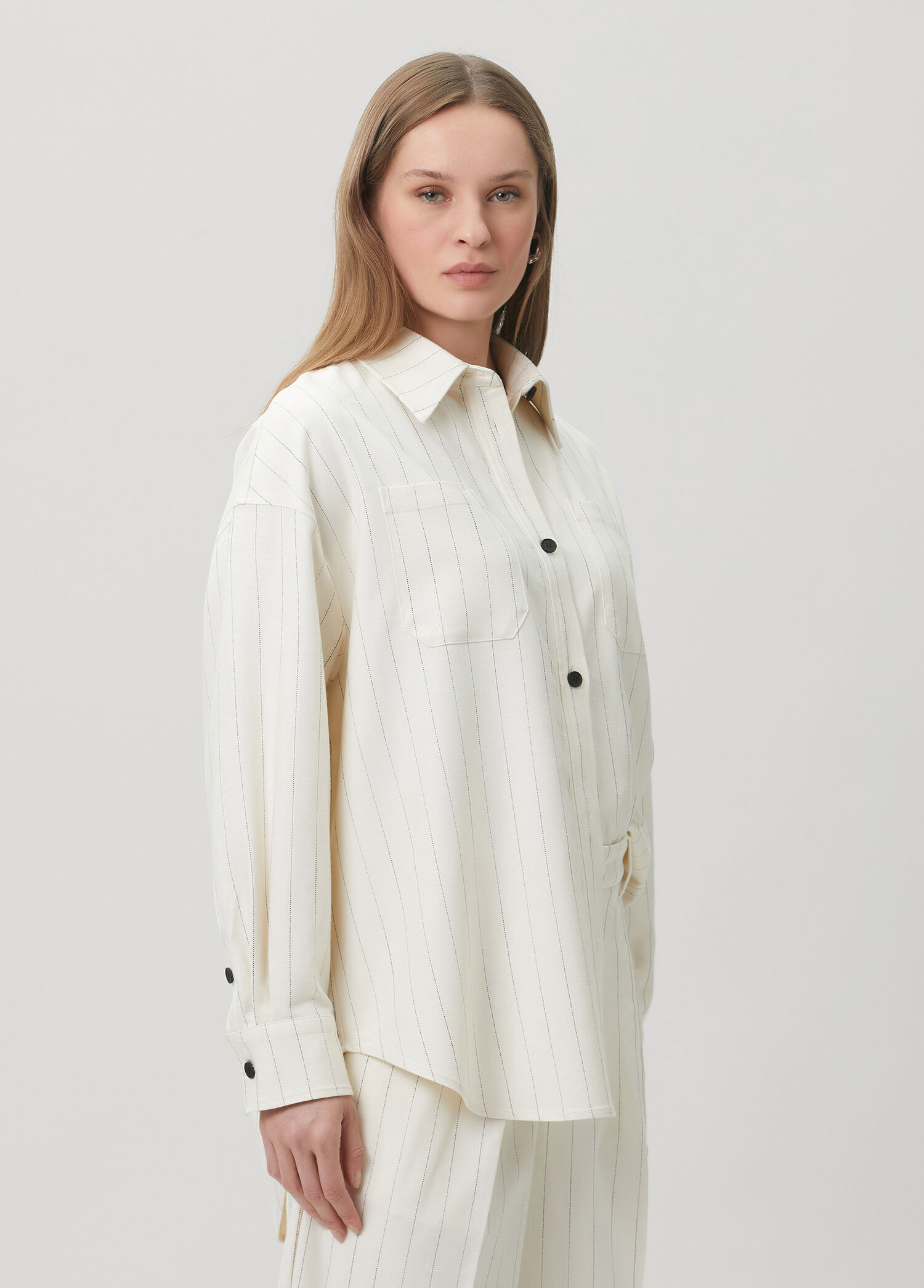 Olga Relaxed Fit Krem Çizgili Gömlek