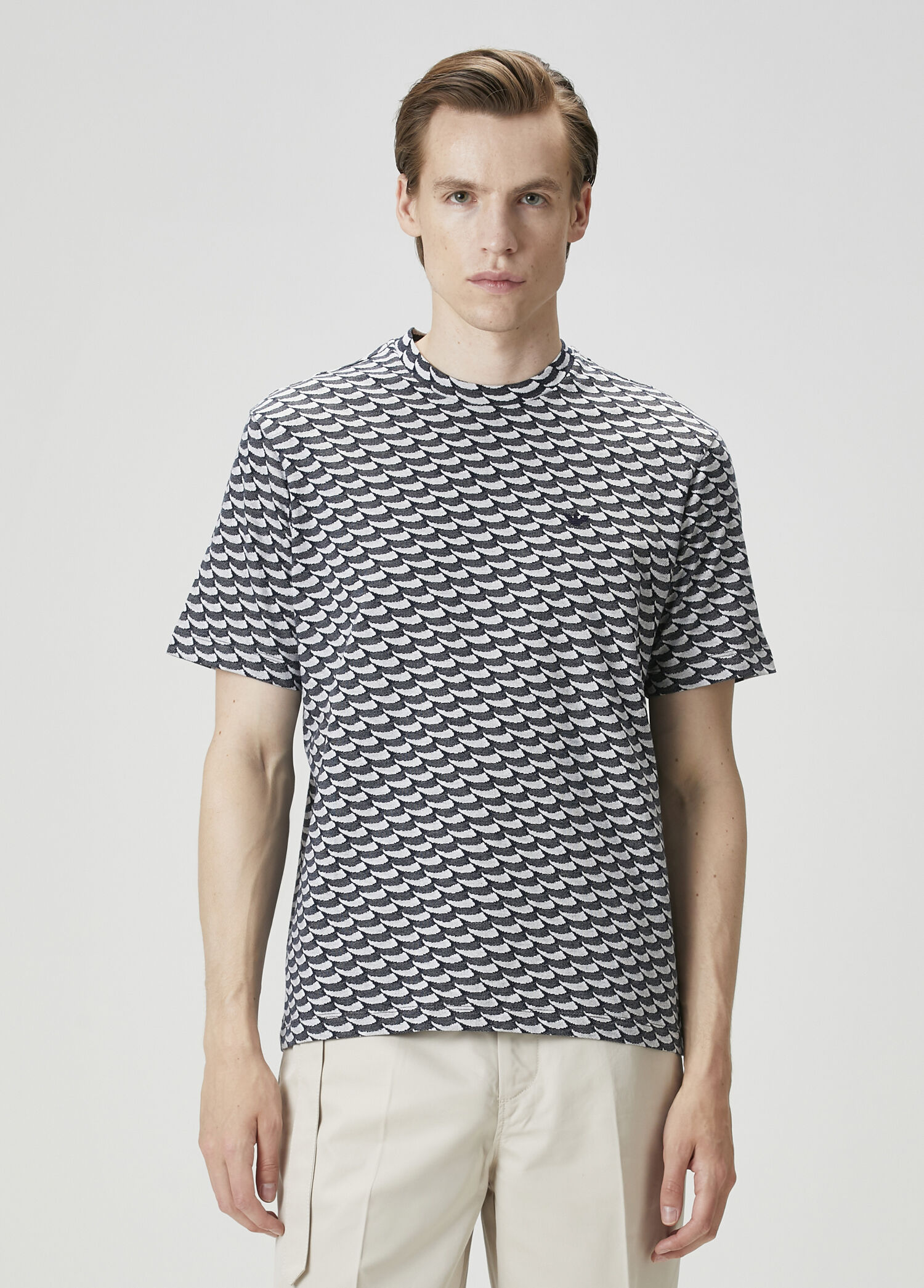 Lacivert Beyaz Geometrik Desen Jakarlı T-shirt