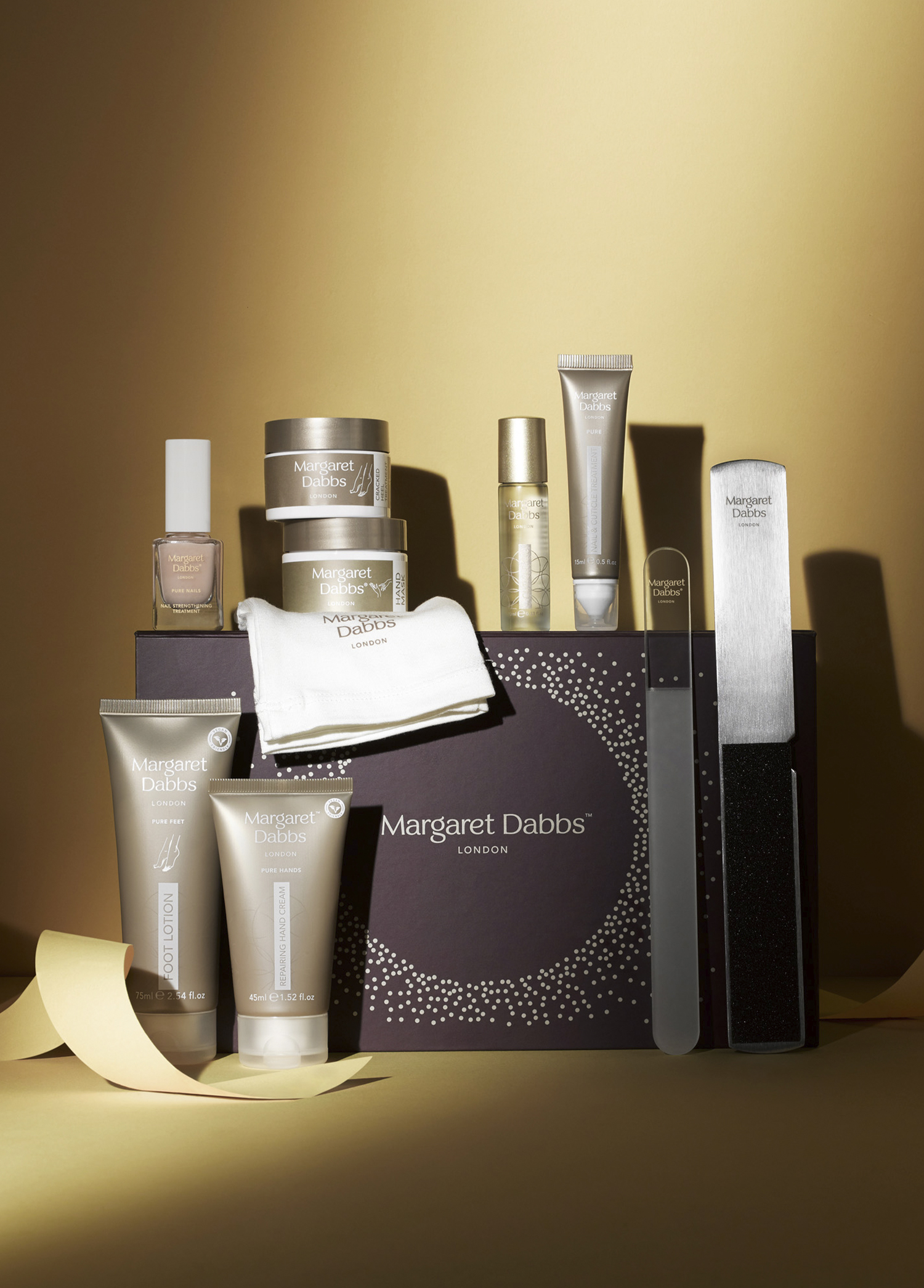 PURE Indulgence Christmas Collection Cabinet Set