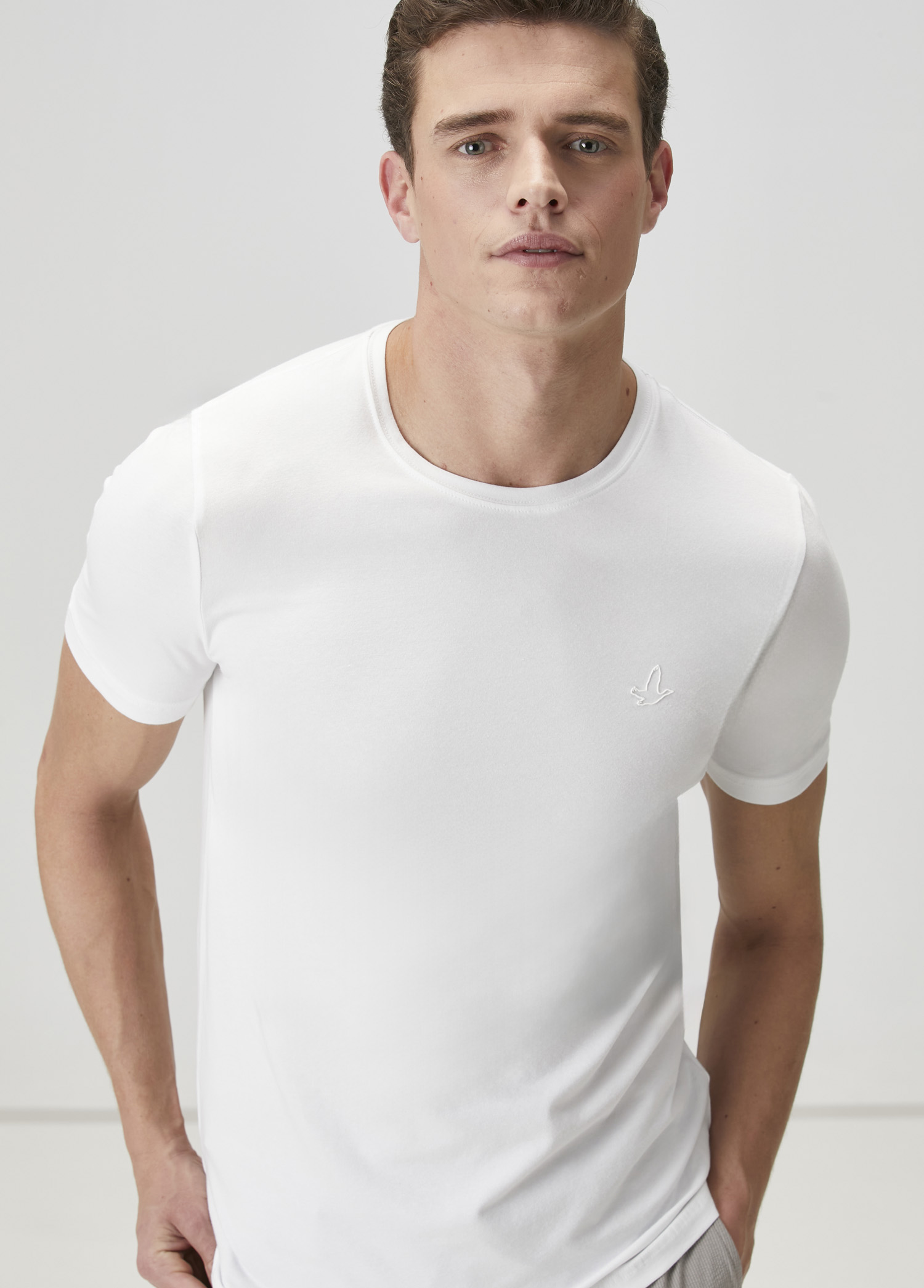 Beyaz Basic T-shirt_1