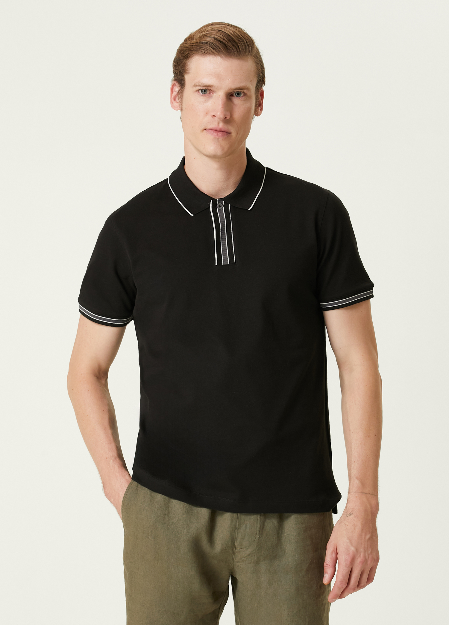 Siyah Polo Yaka T-shirt