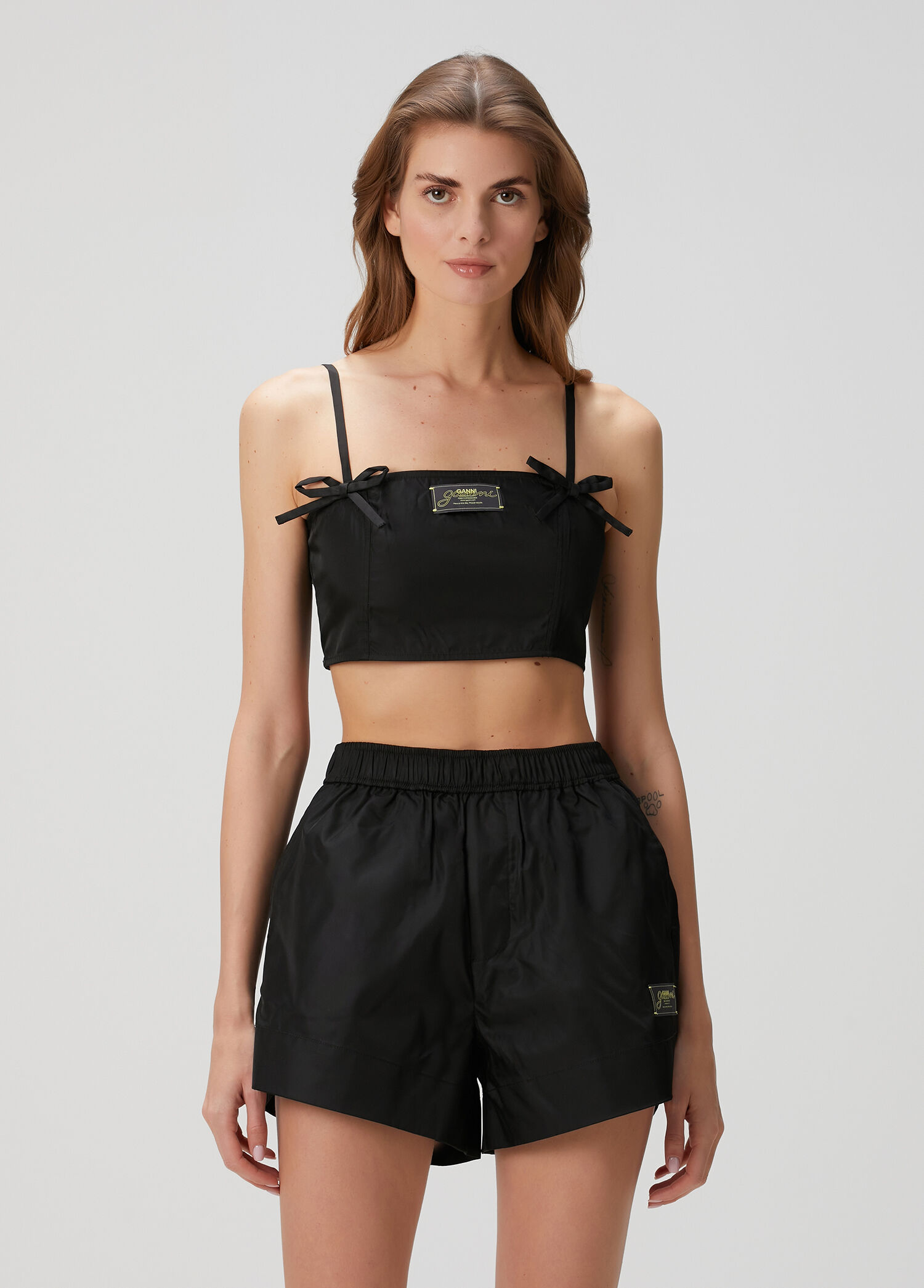 Duchesse Siyah Crop Bluz