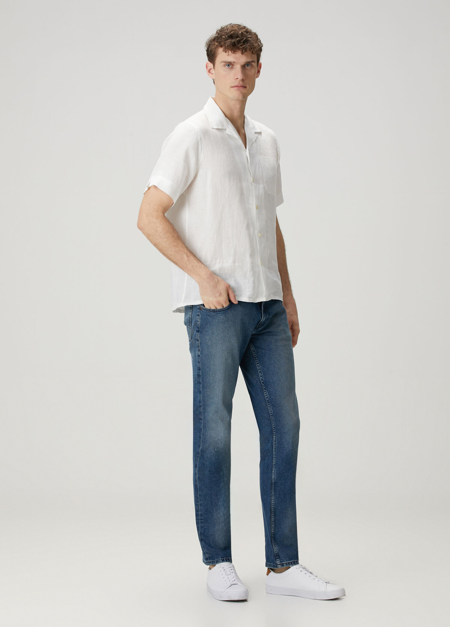 Koyu Mavi Jean Pantolon
