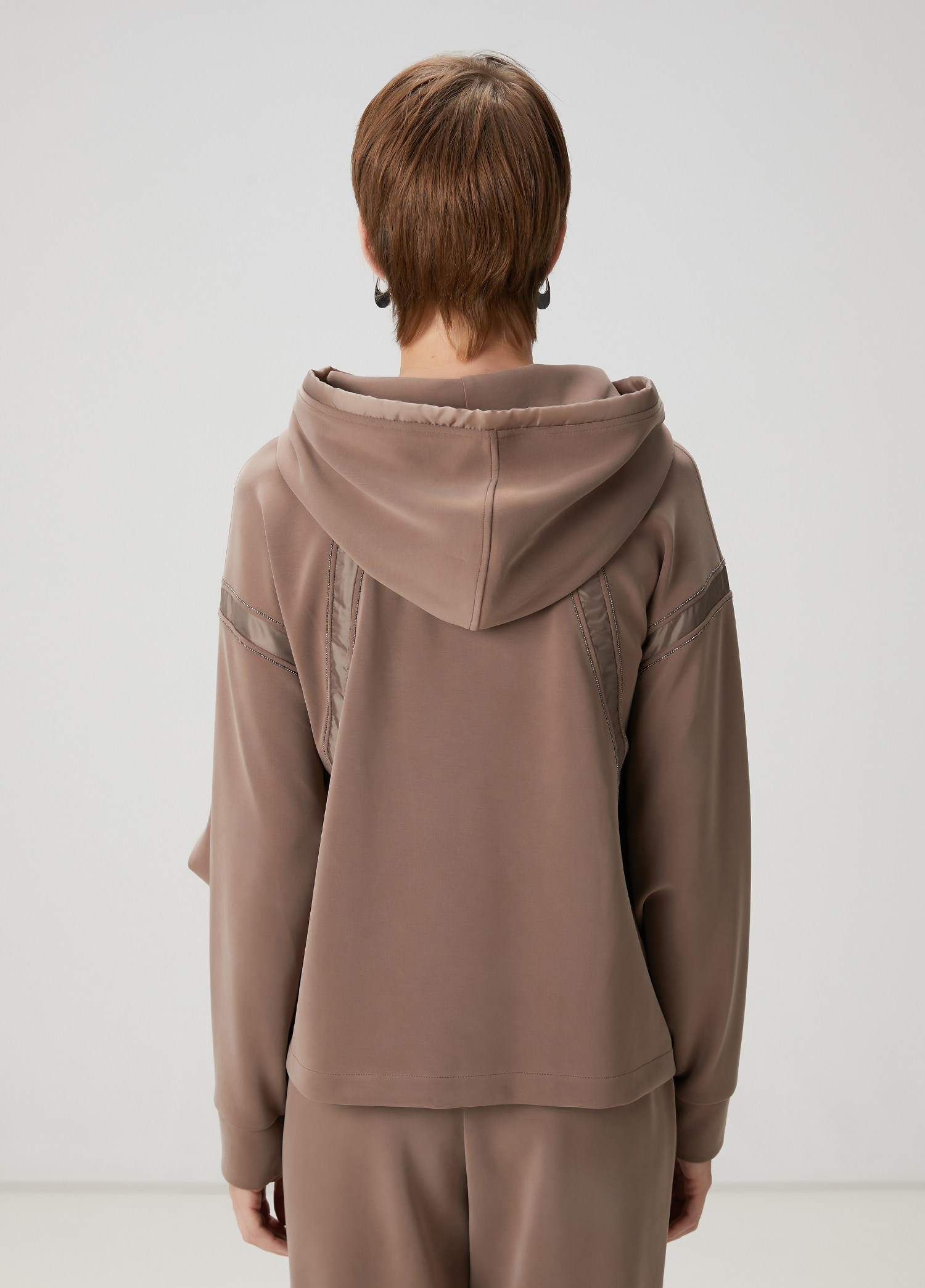 SWEATSHIRT_3