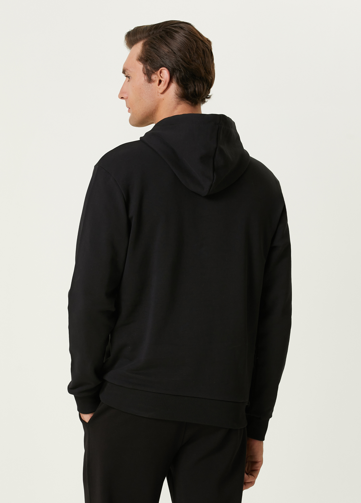 Siyah Kapüşonlu Kaz Nakışlı Sweatshirt_2