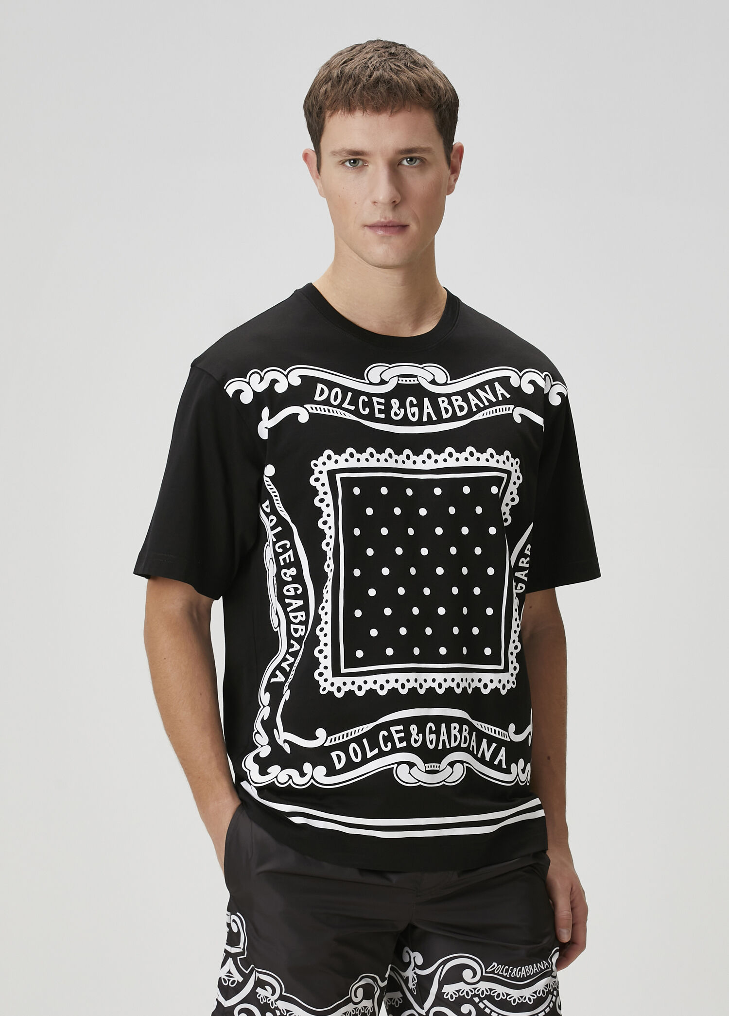 Siyah Logo Baskılı T-shirt