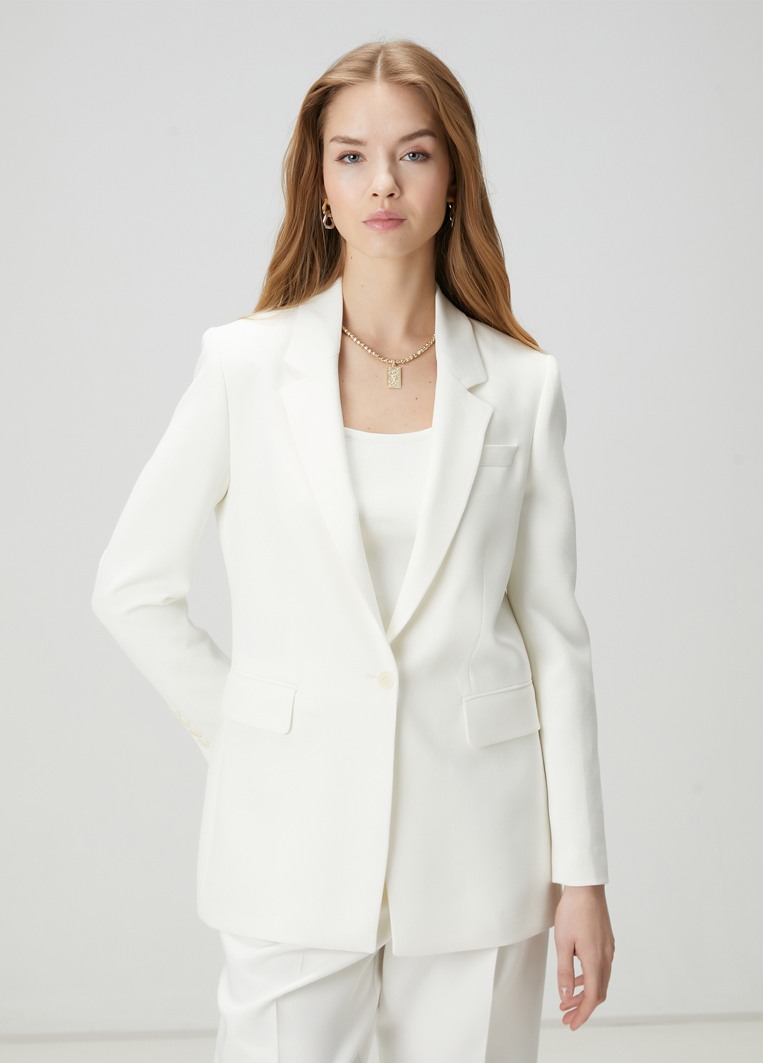 Kırık Beyaz Krep Blazer