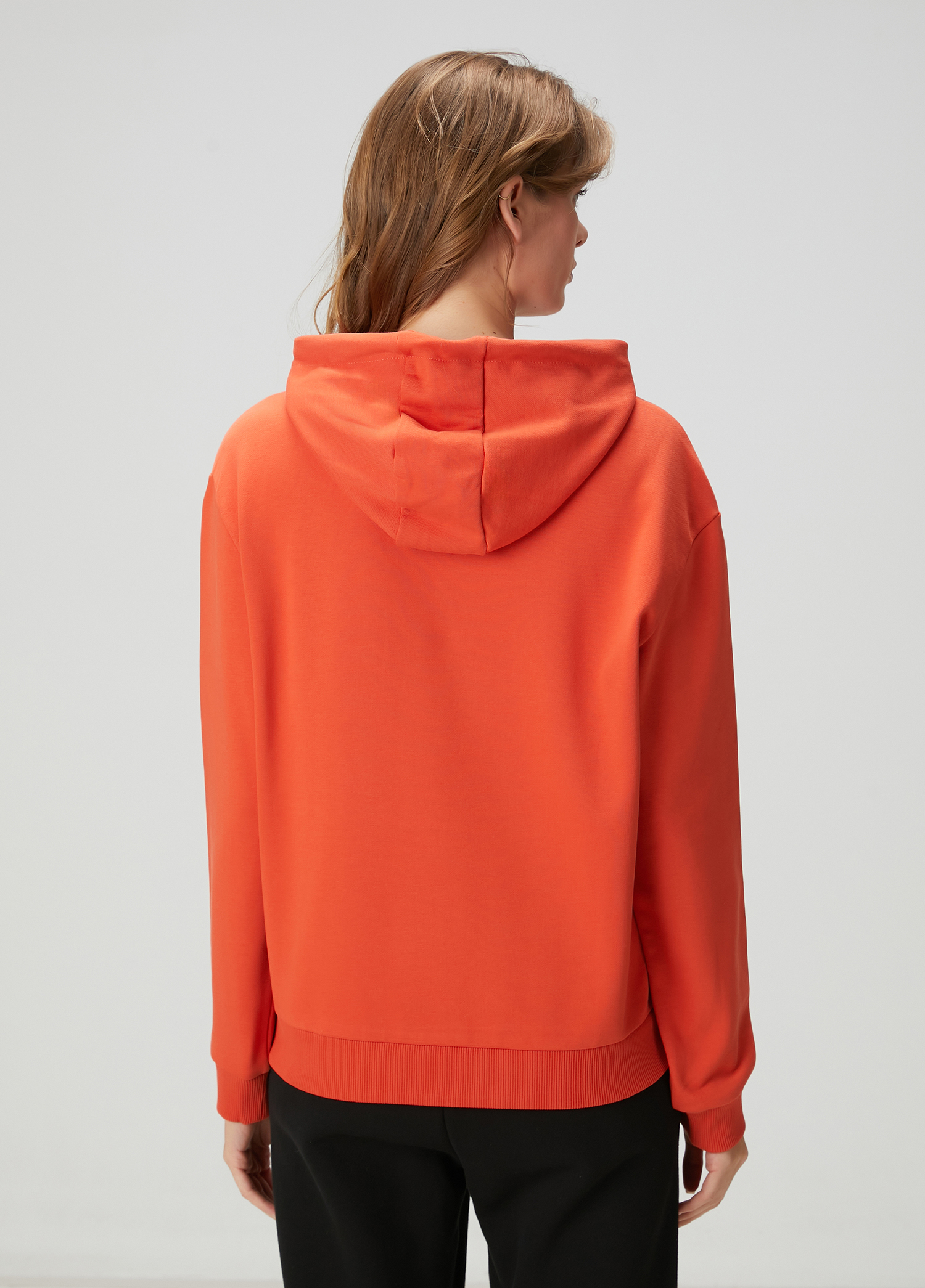 Kiremit Kapüşonlu Karalama Kuş Nakışlı Sweatshirt_4