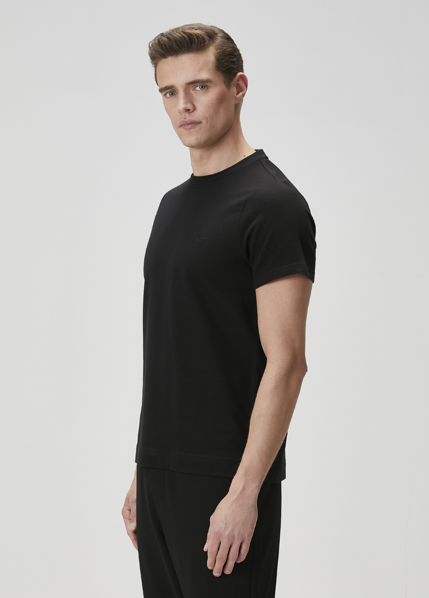 Relaxed Fit Siyah Basic T-shirt_3