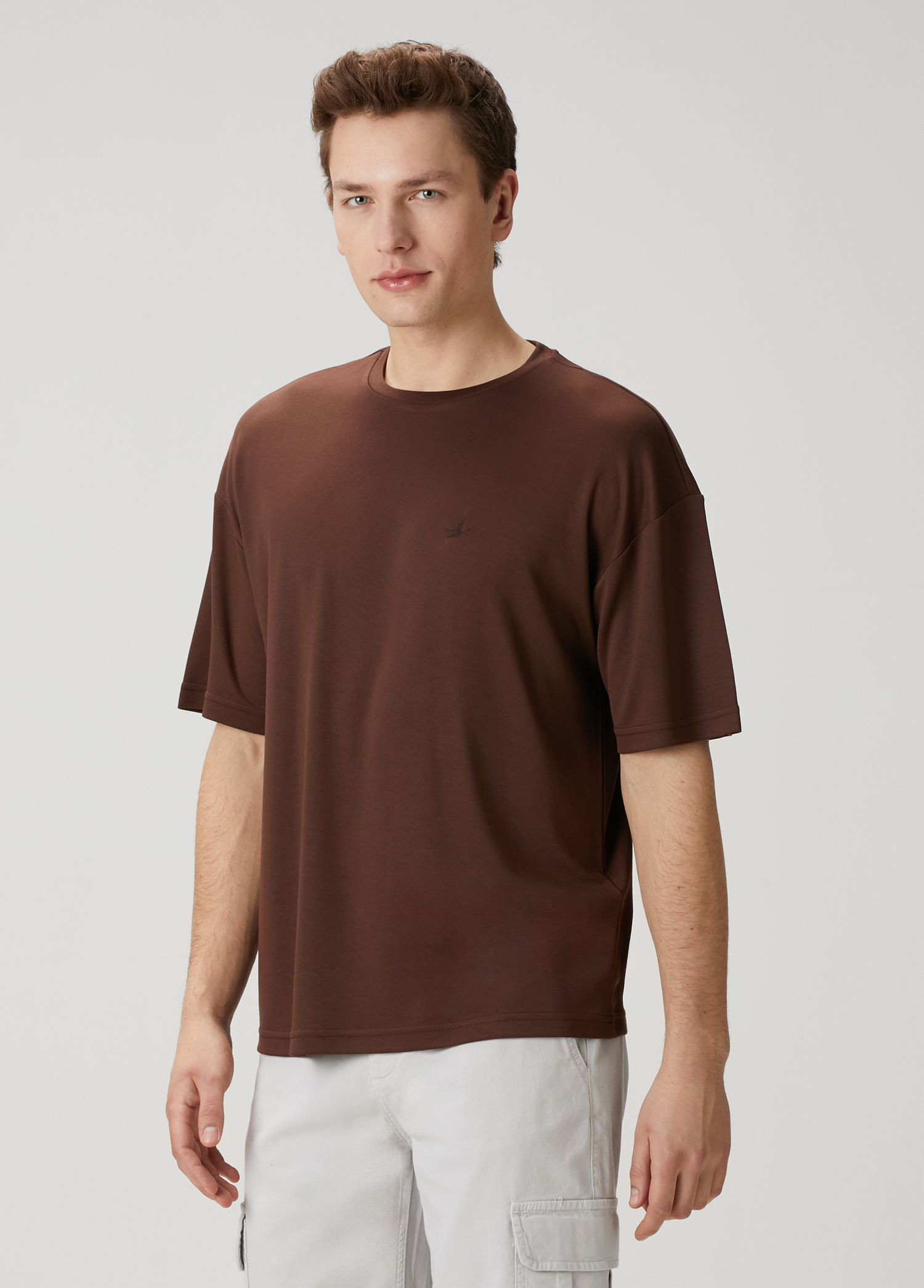 Kahverengi Logo Nakışlı Oversized T-shirt